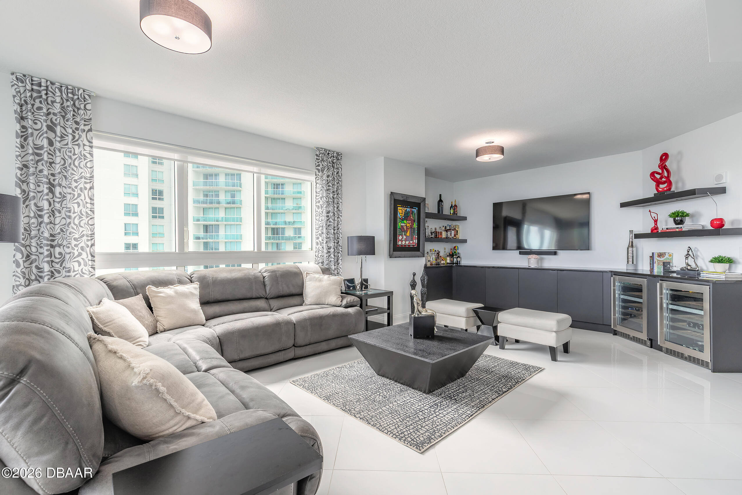 241 Riverside Drive 701