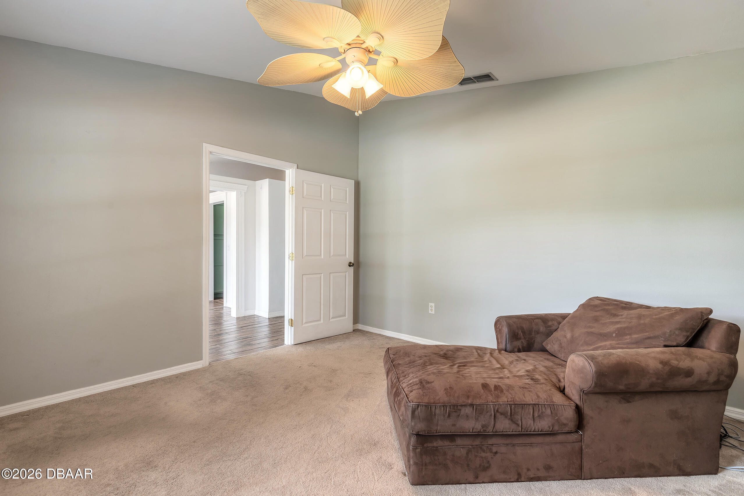 1031 E Walts Avenue, DeLand