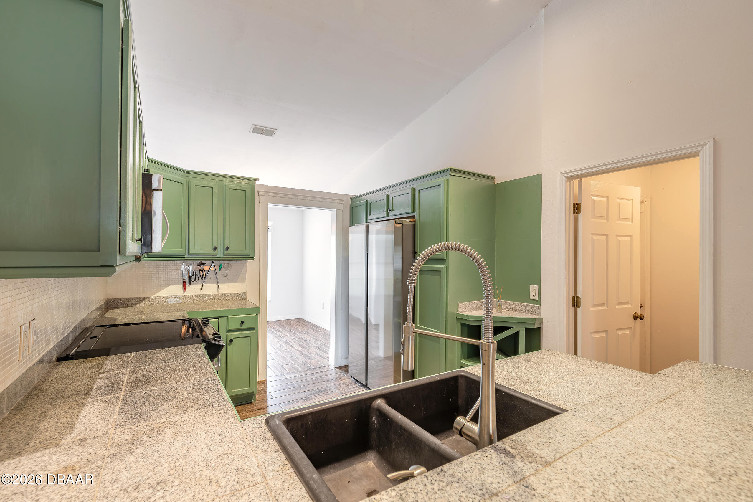 1031 E Walts Avenue, DeLand