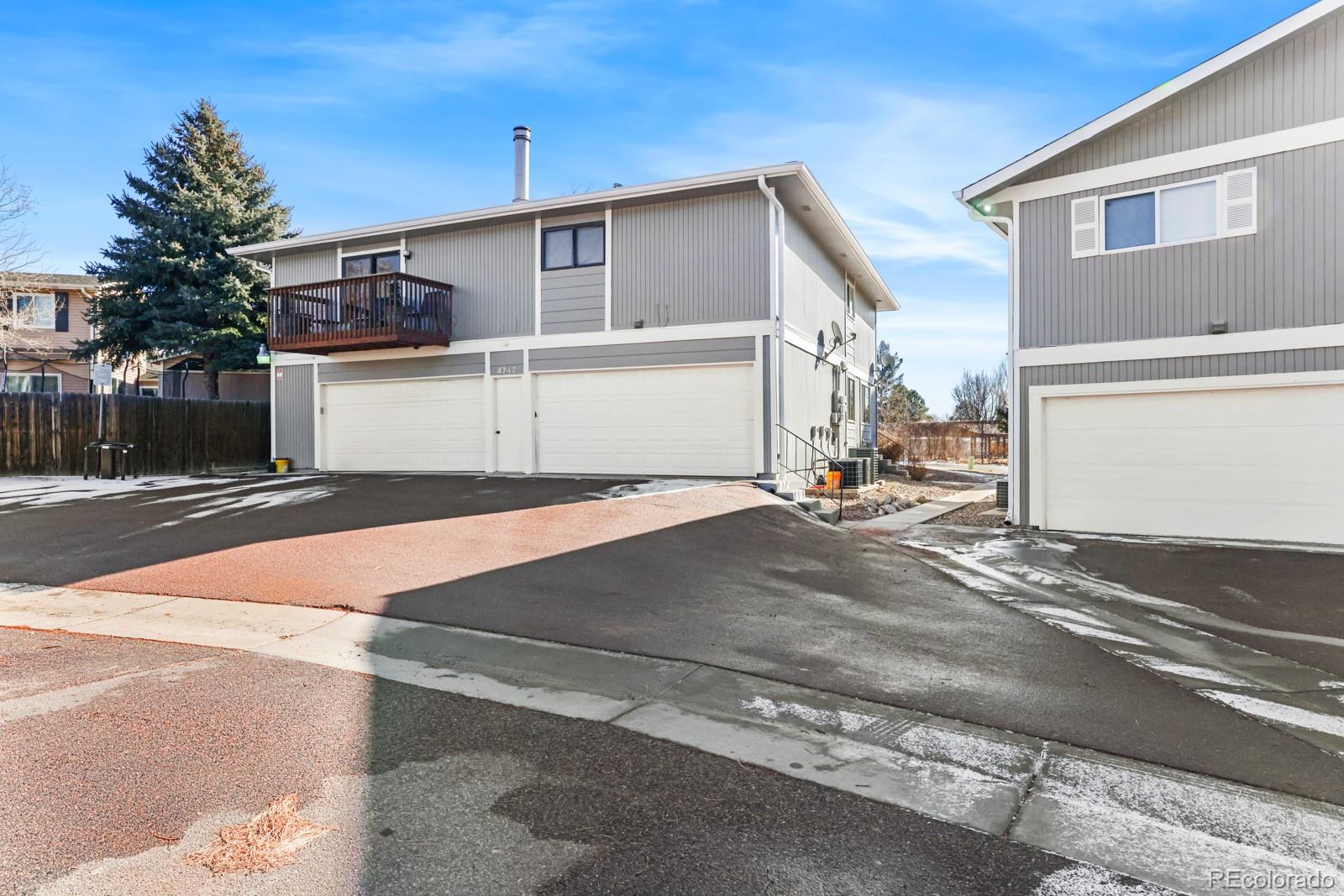 4742 Villa Circle Unit: B