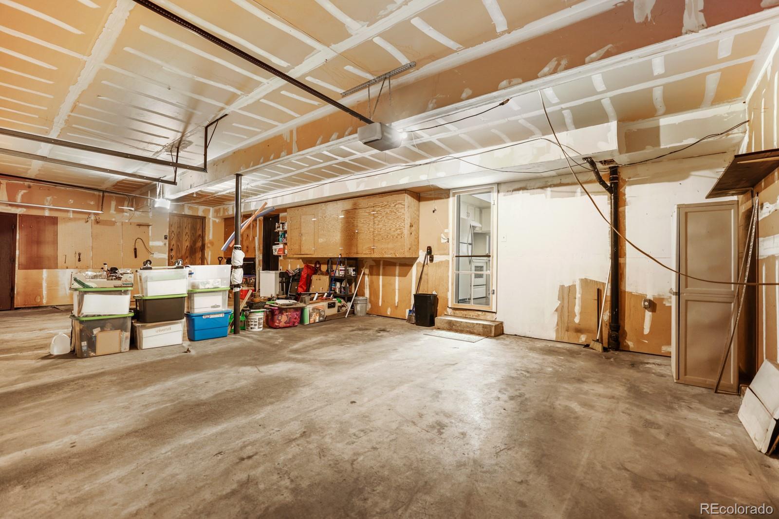 4742 Villa Circle Unit: B