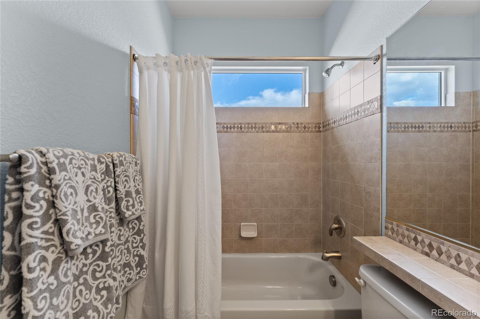 2544 Sierra Oak Drive