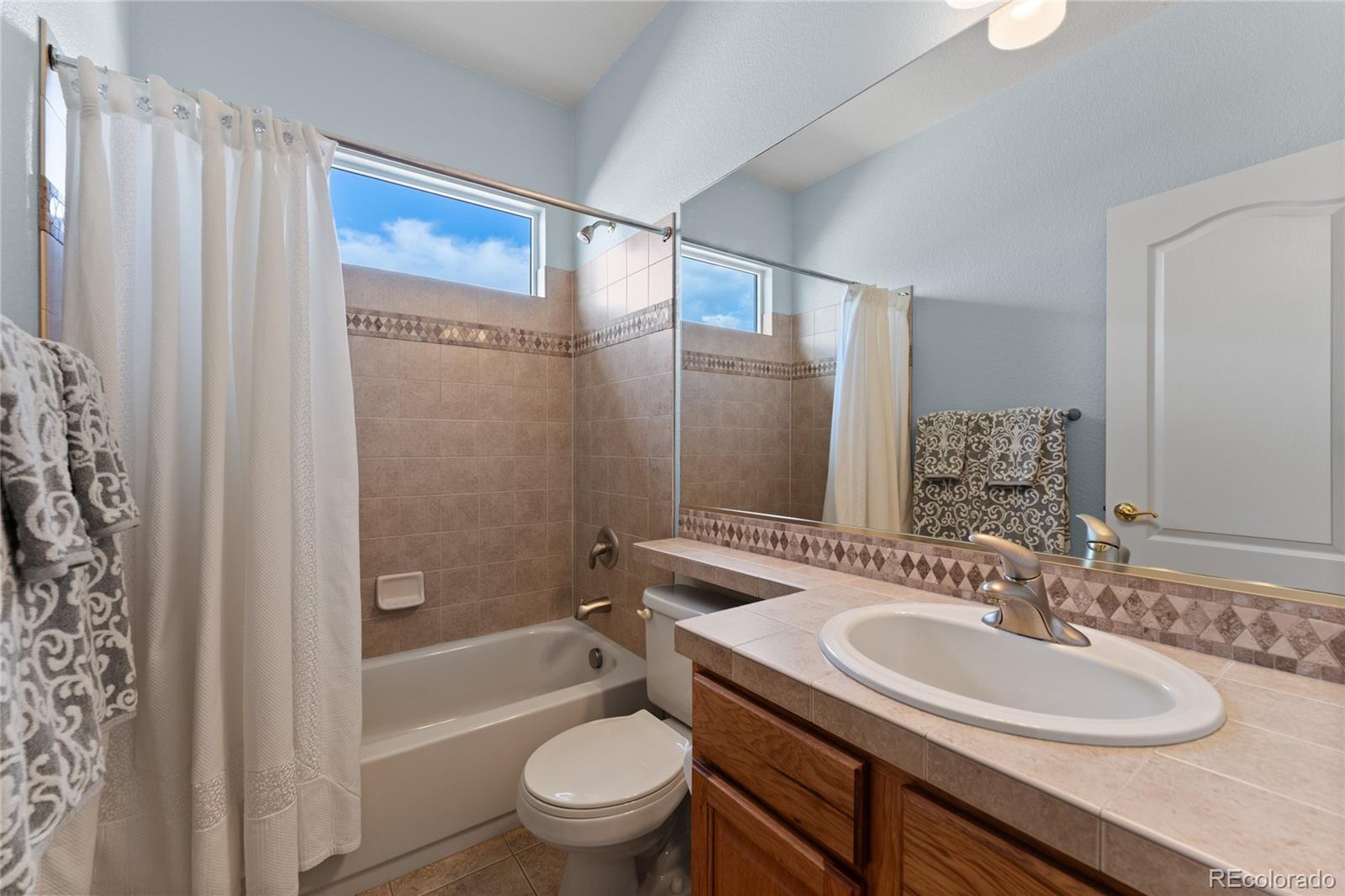 2544 Sierra Oak Drive