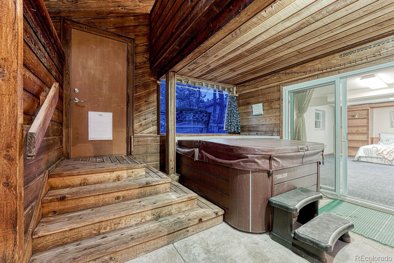 1325 Deby Place