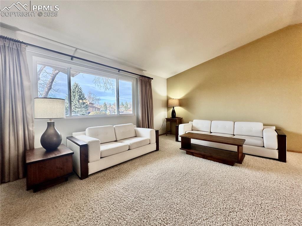 6360 Pawnee Circle