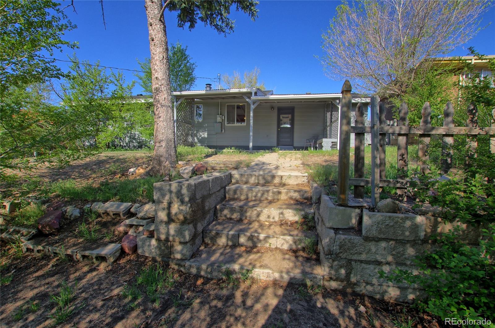 1227 Holmes Drive
