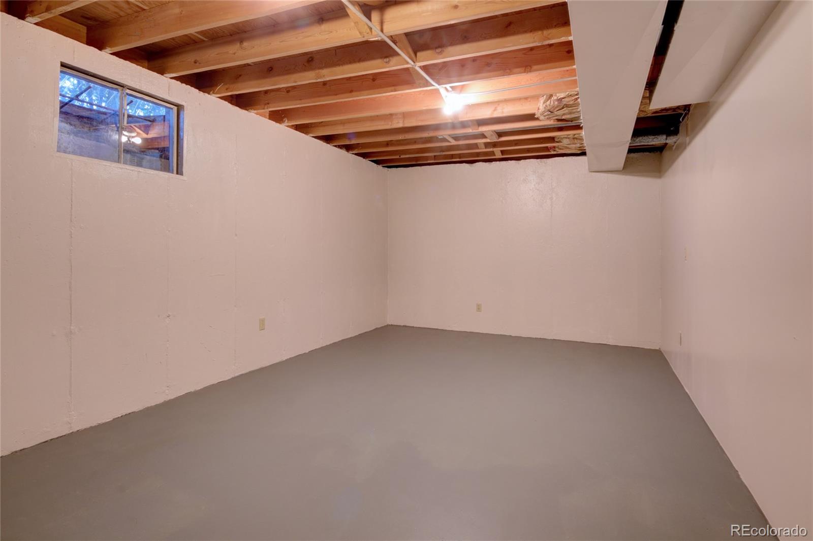 1227 Holmes Drive