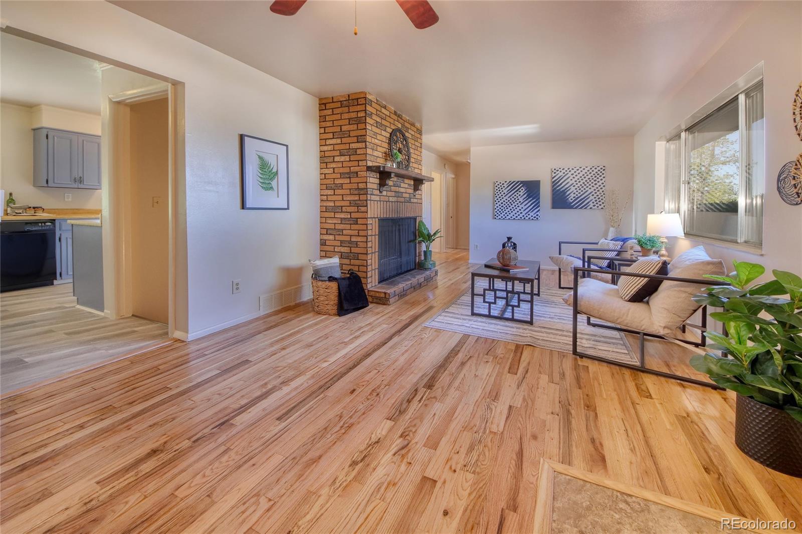 1227 Holmes Drive