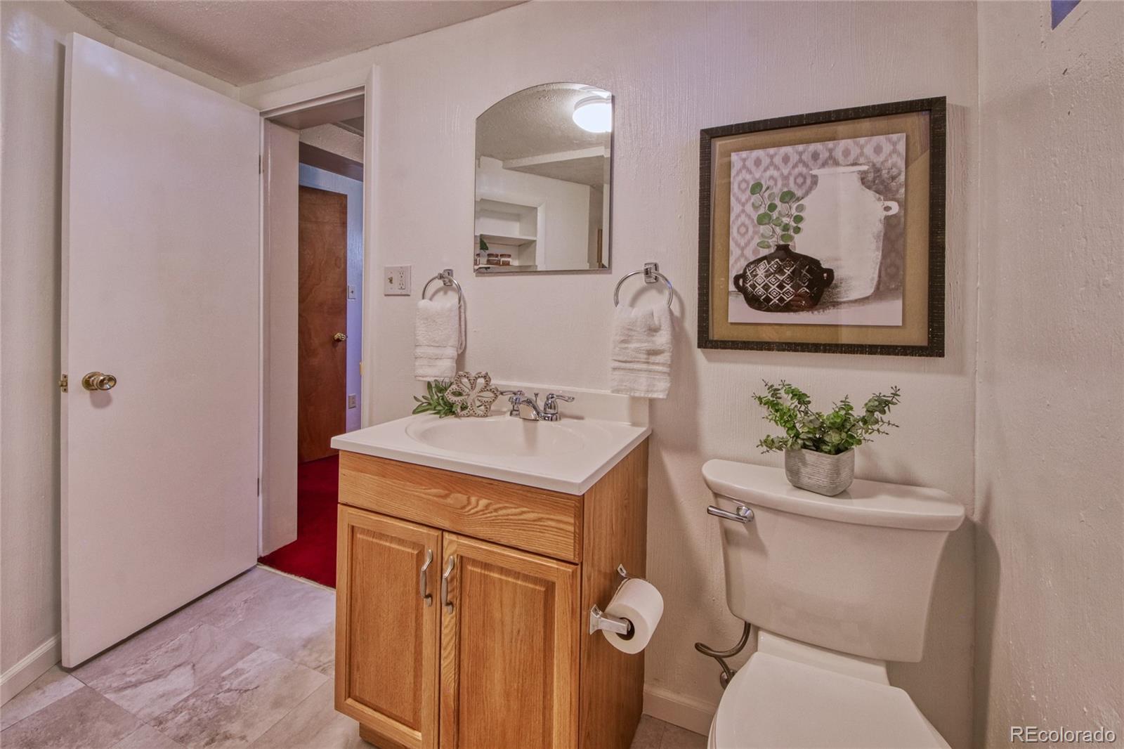 1227 Holmes Drive