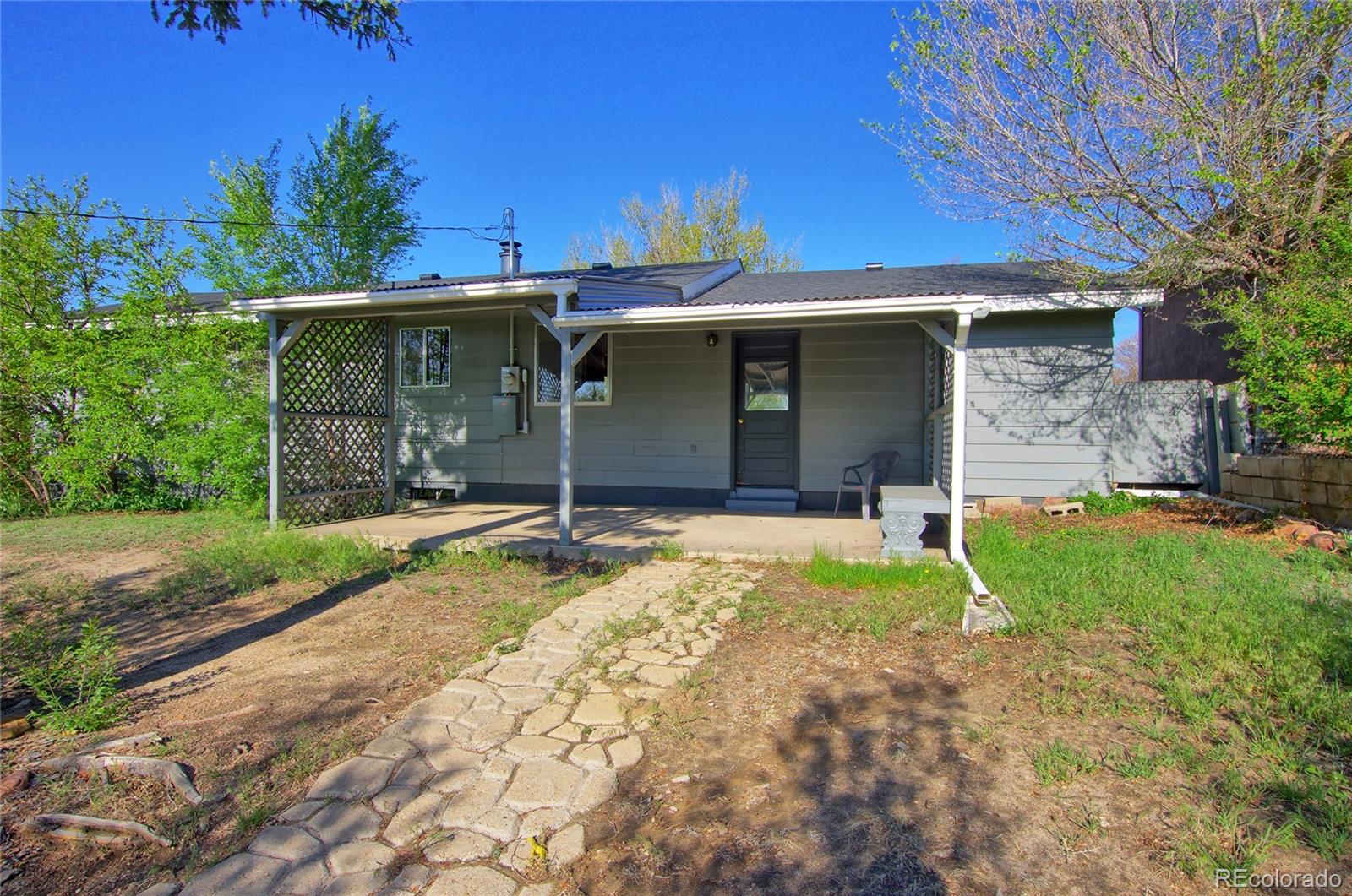 1227 Holmes Drive