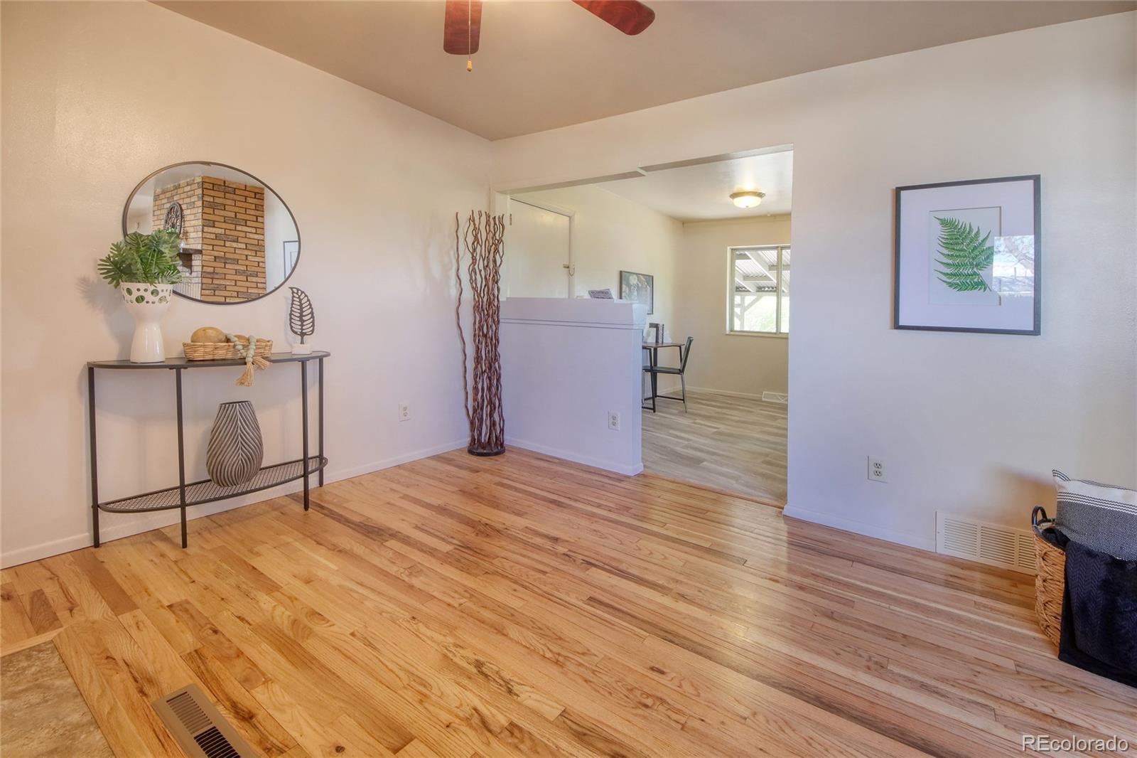 1227 Holmes Drive