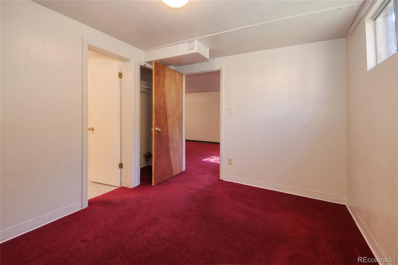 1227 Holmes Drive