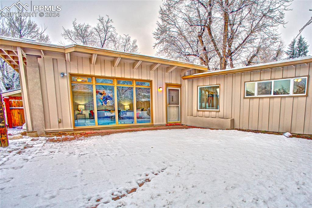 1105 Mercury Drive