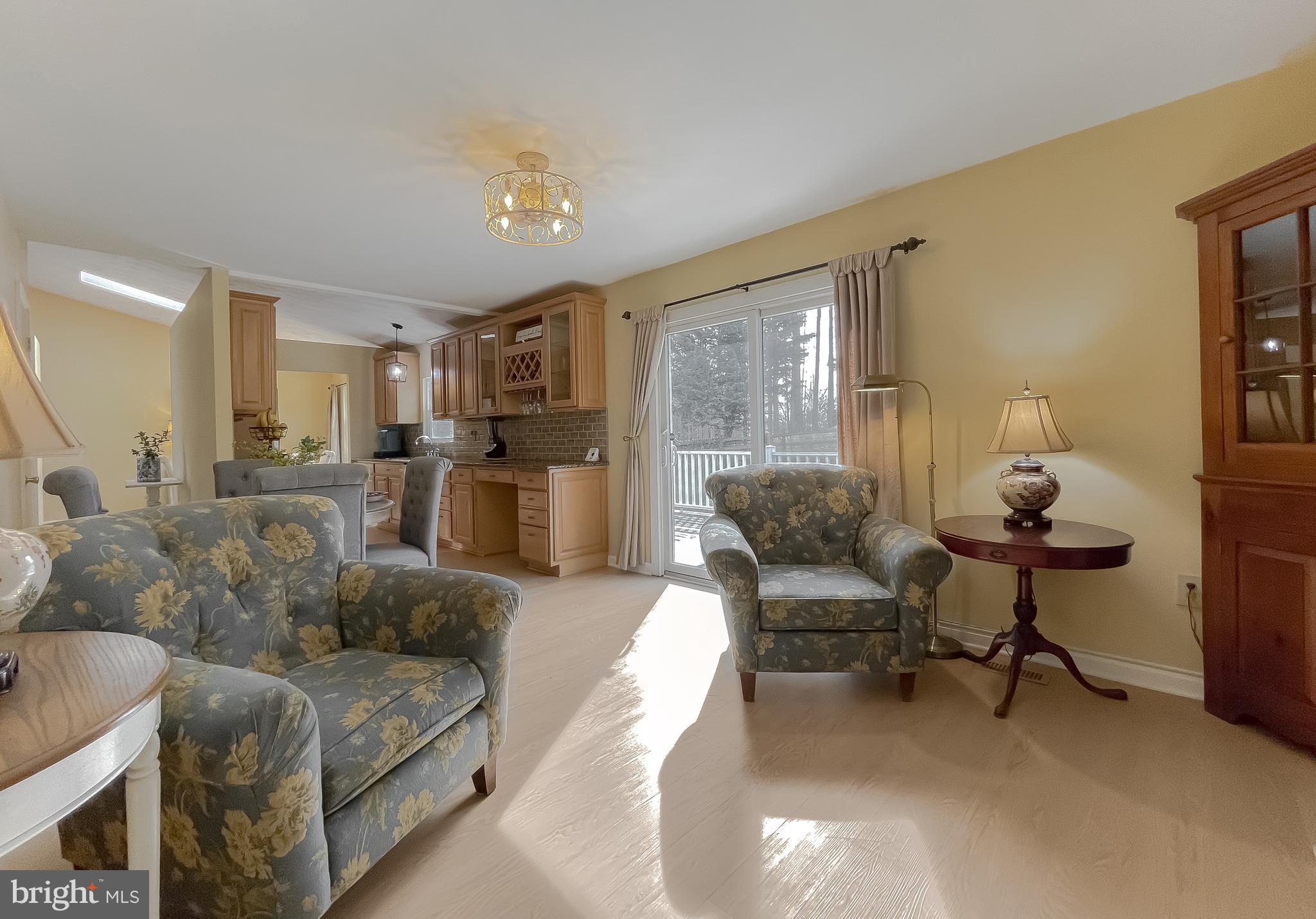 9035 Mary Ann Dr