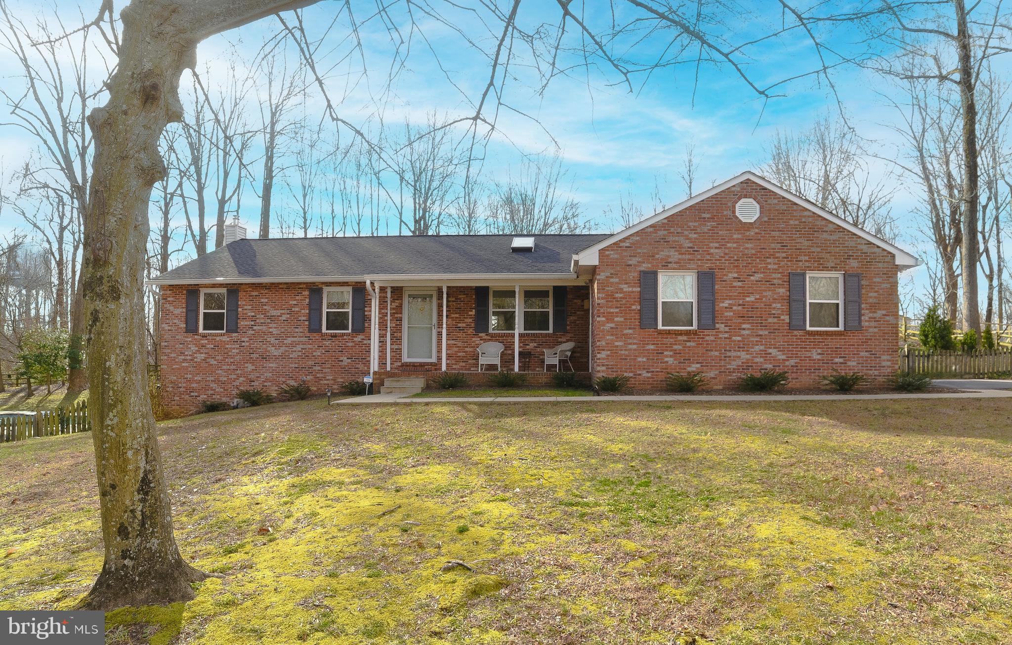 9035 Mary Ann Dr