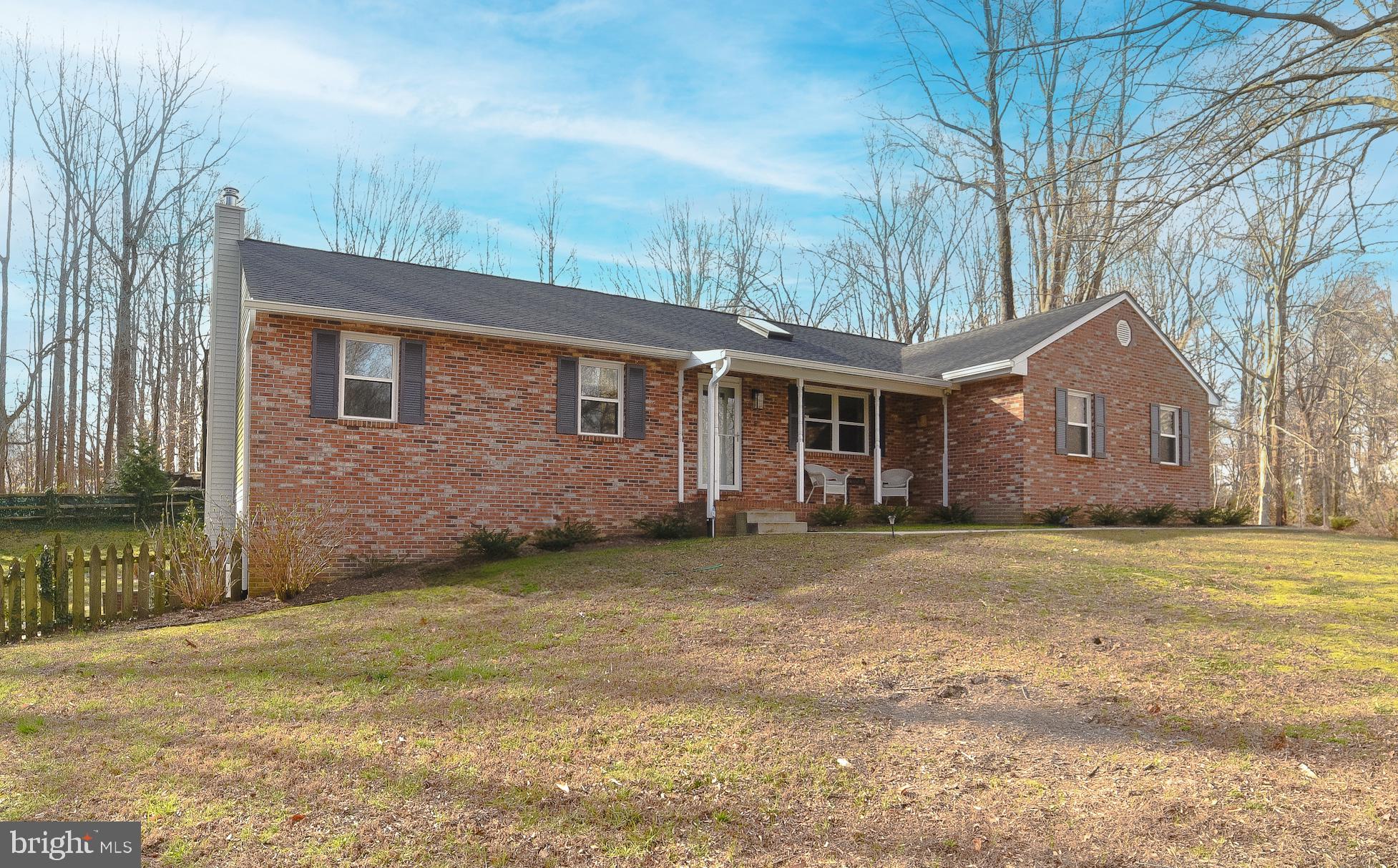 9035 Mary Ann Dr
