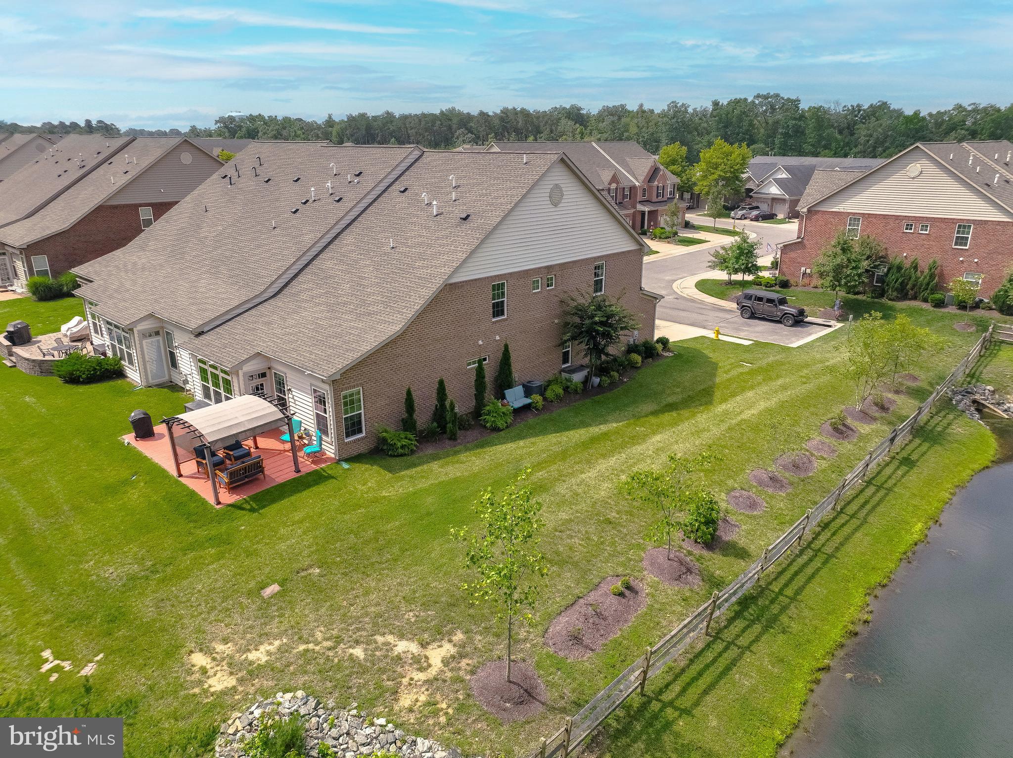 10428 Sunshine Pl
