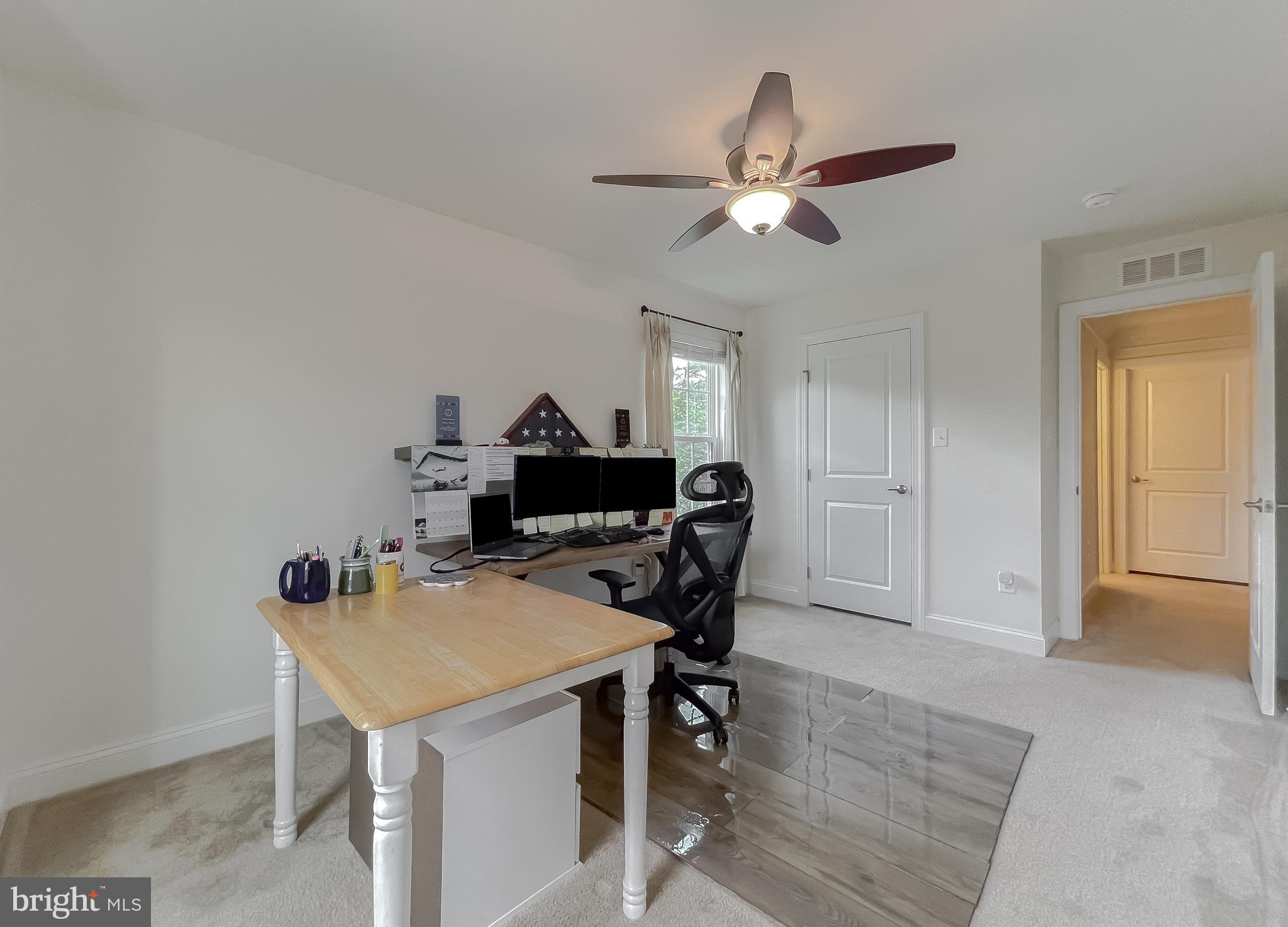 10428 Sunshine Pl