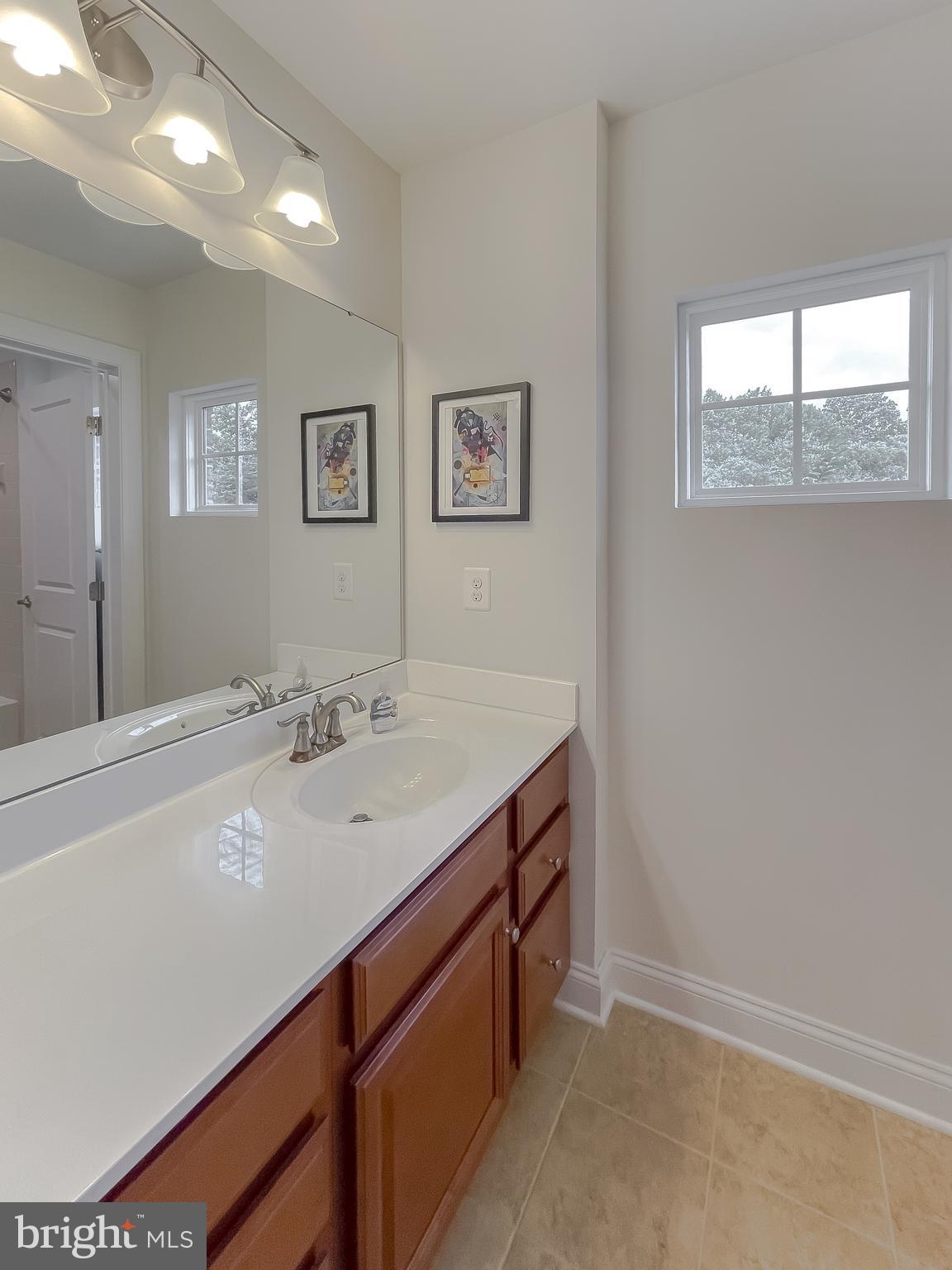 10428 Sunshine Pl