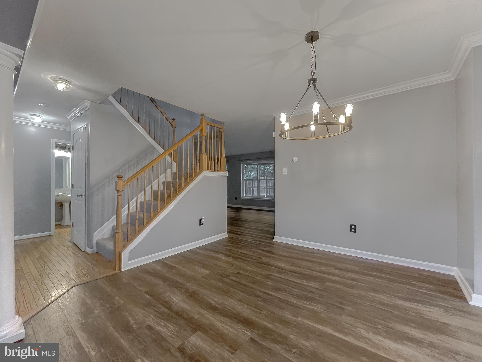 3680 Prince Edward Dr