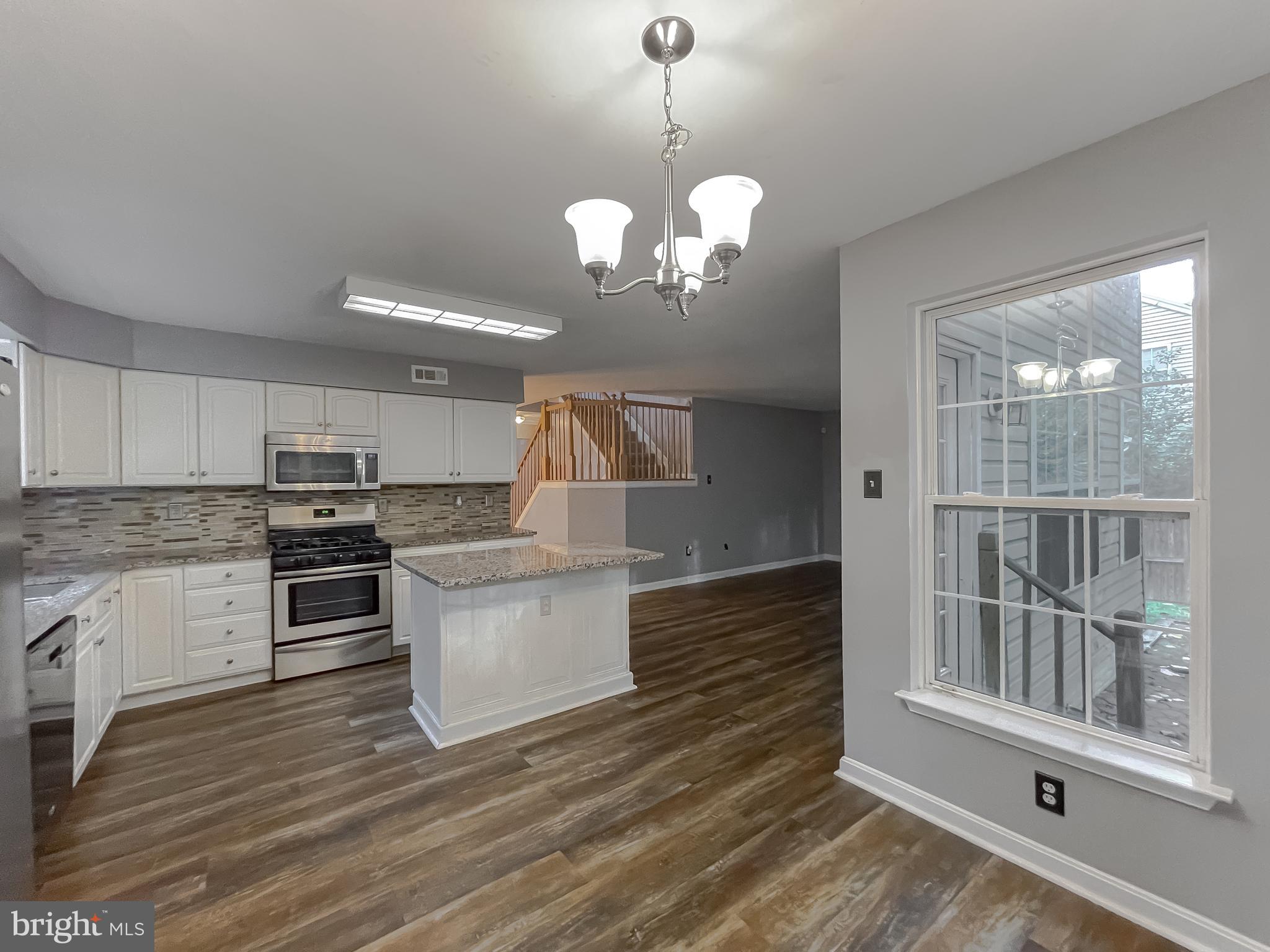 3680 Prince Edward Dr