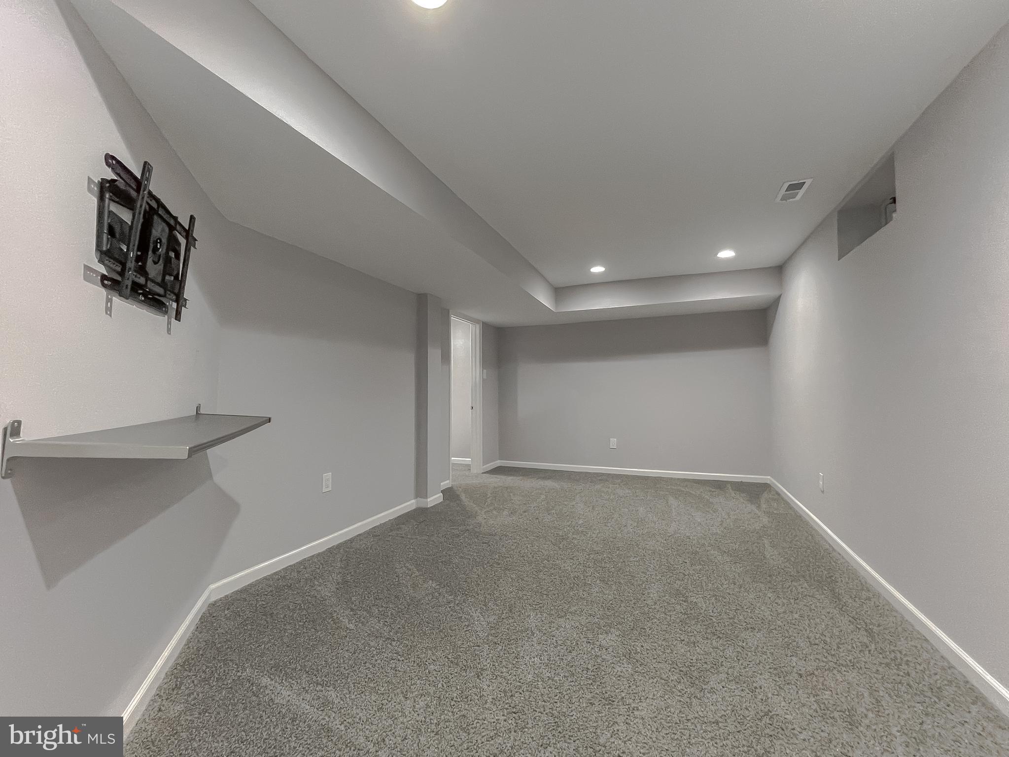 3680 Prince Edward Dr