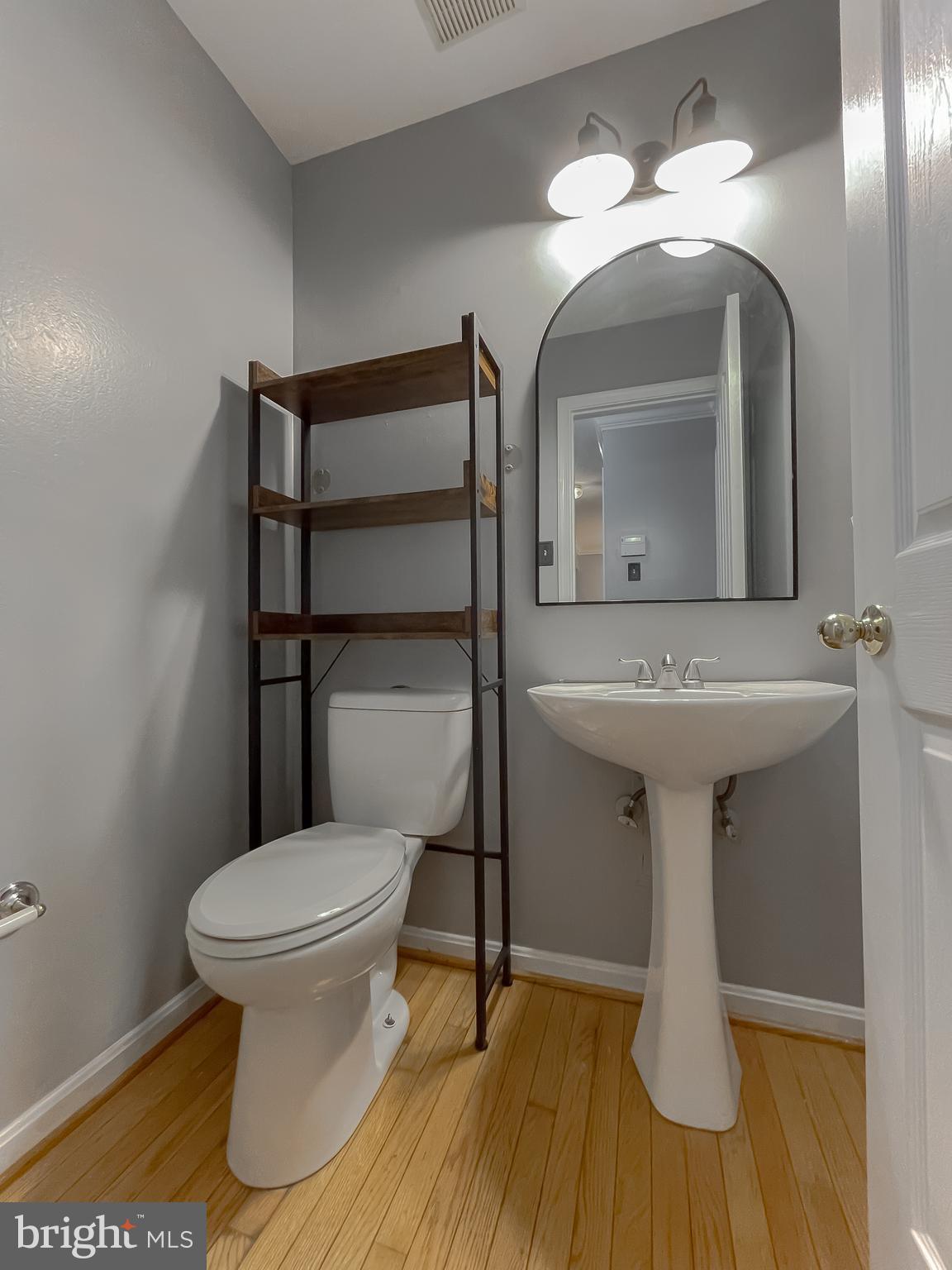 3680 Prince Edward Dr
