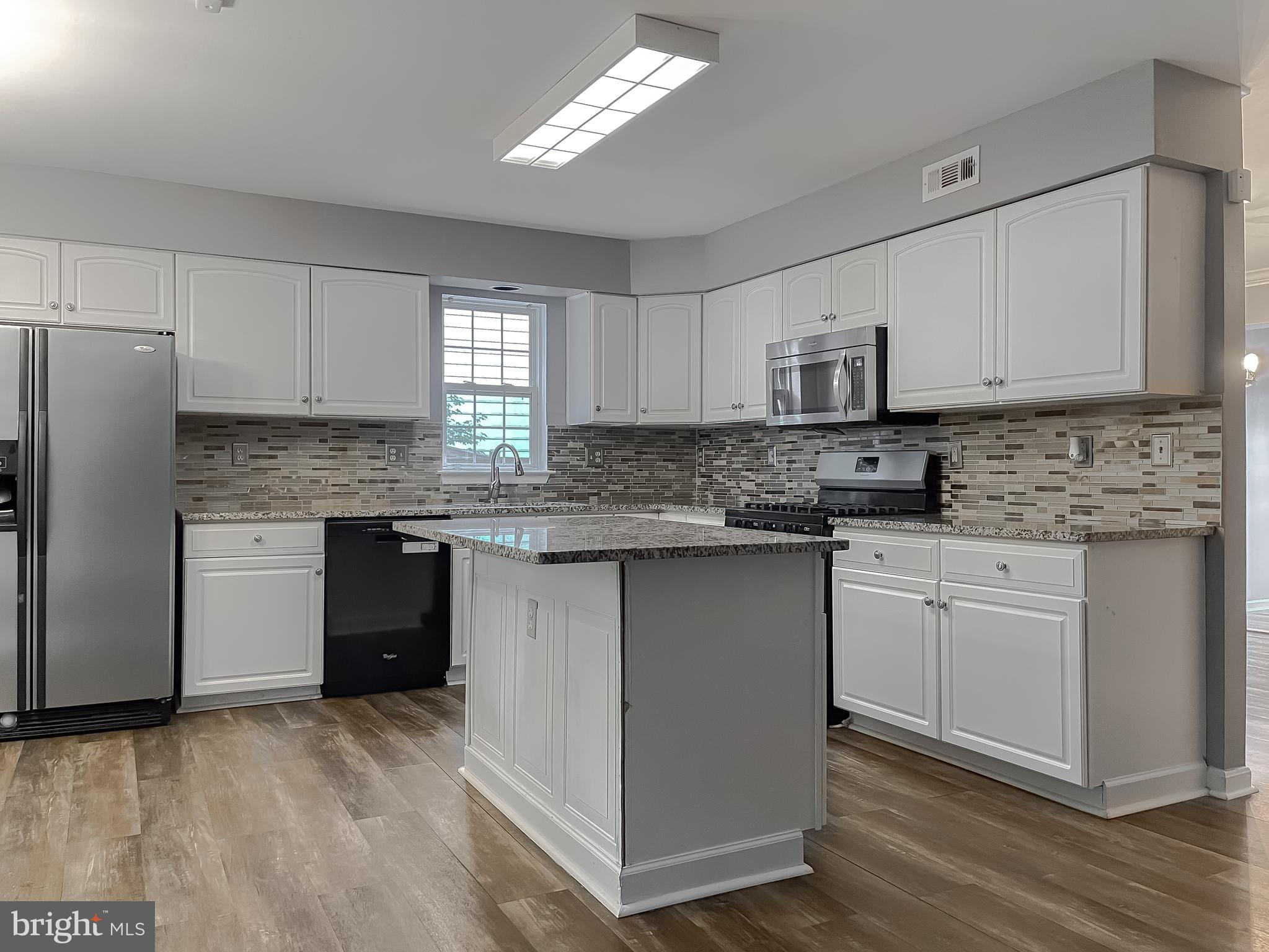 3680 Prince Edward Dr