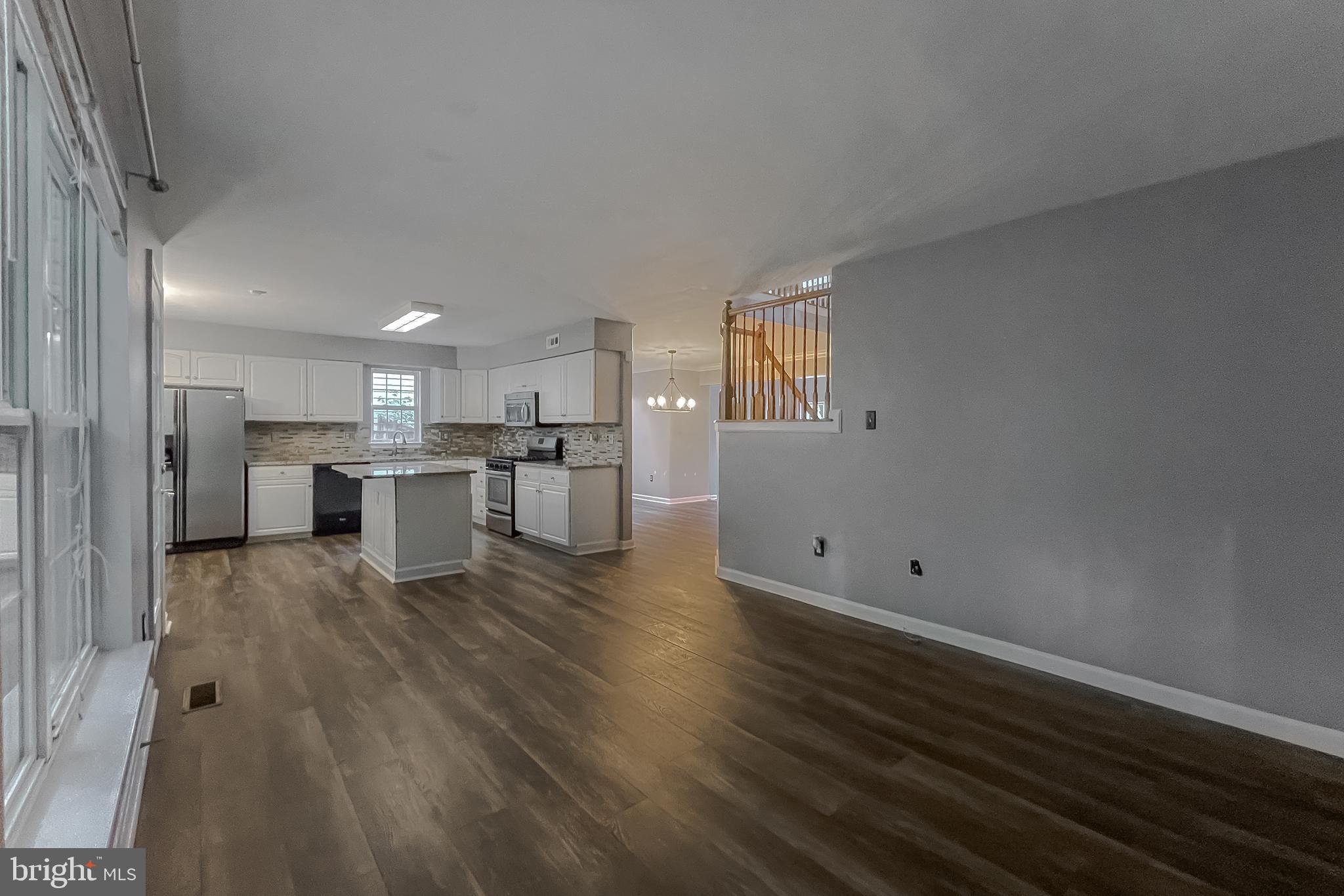 3680 Prince Edward Dr