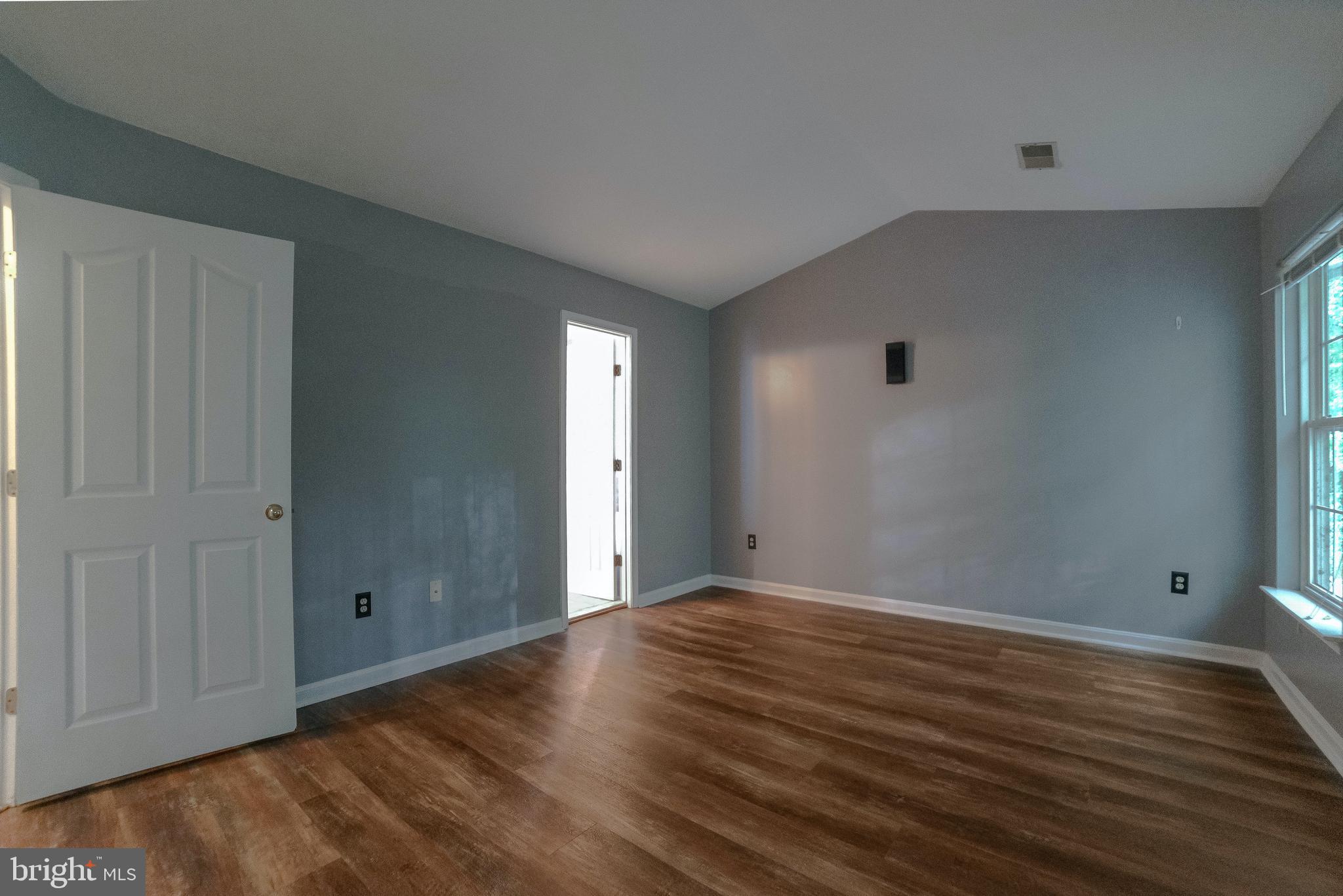 3680 Prince Edward Dr