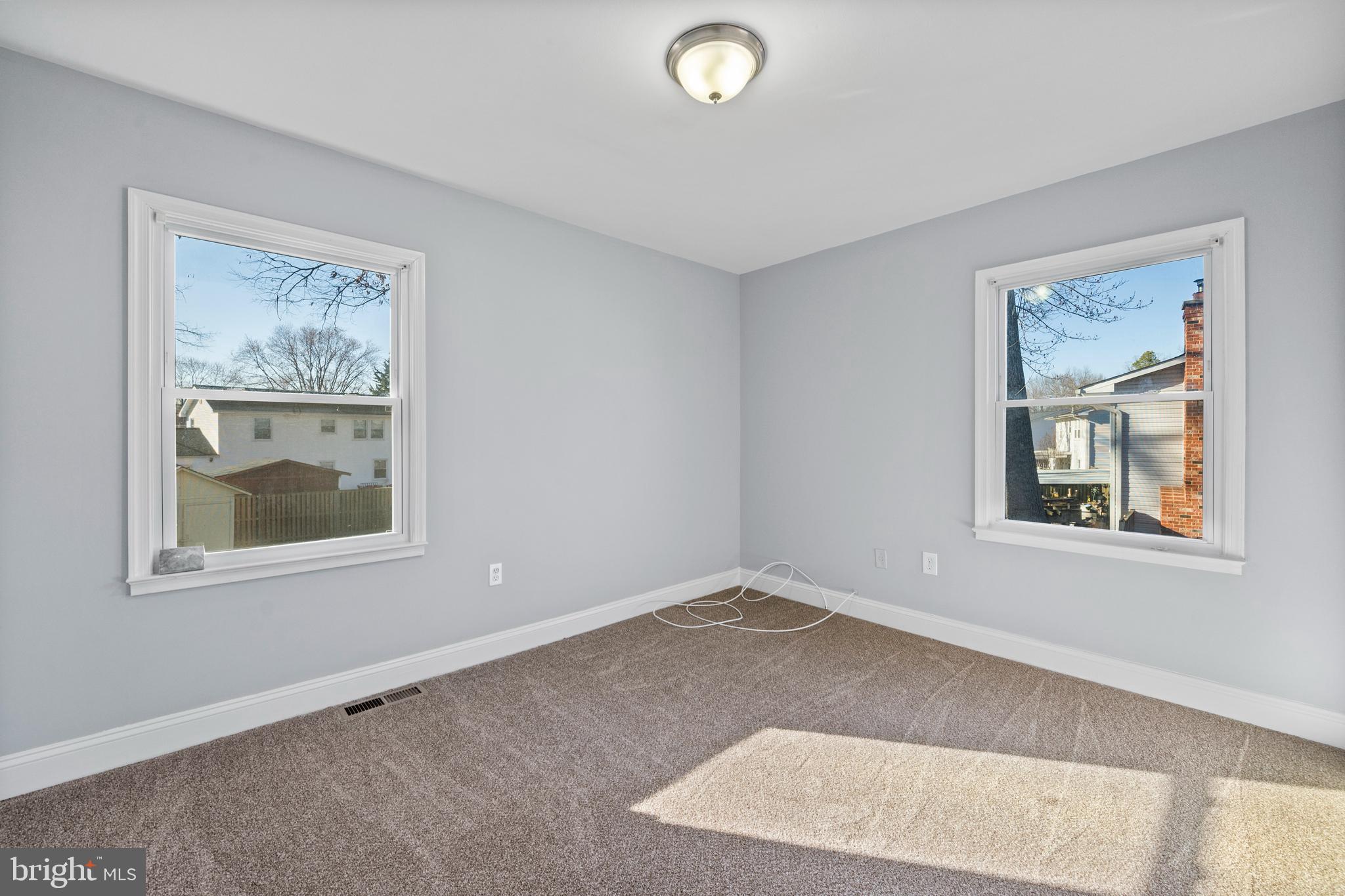 409 University Dr