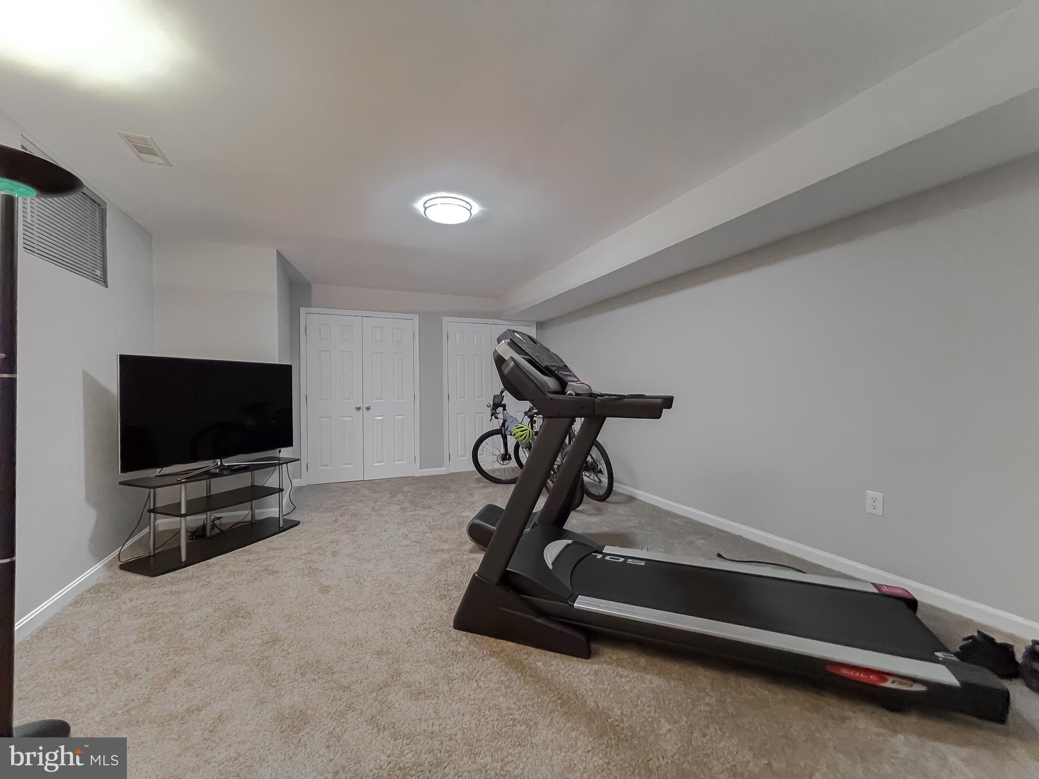 2334 Alava Ct