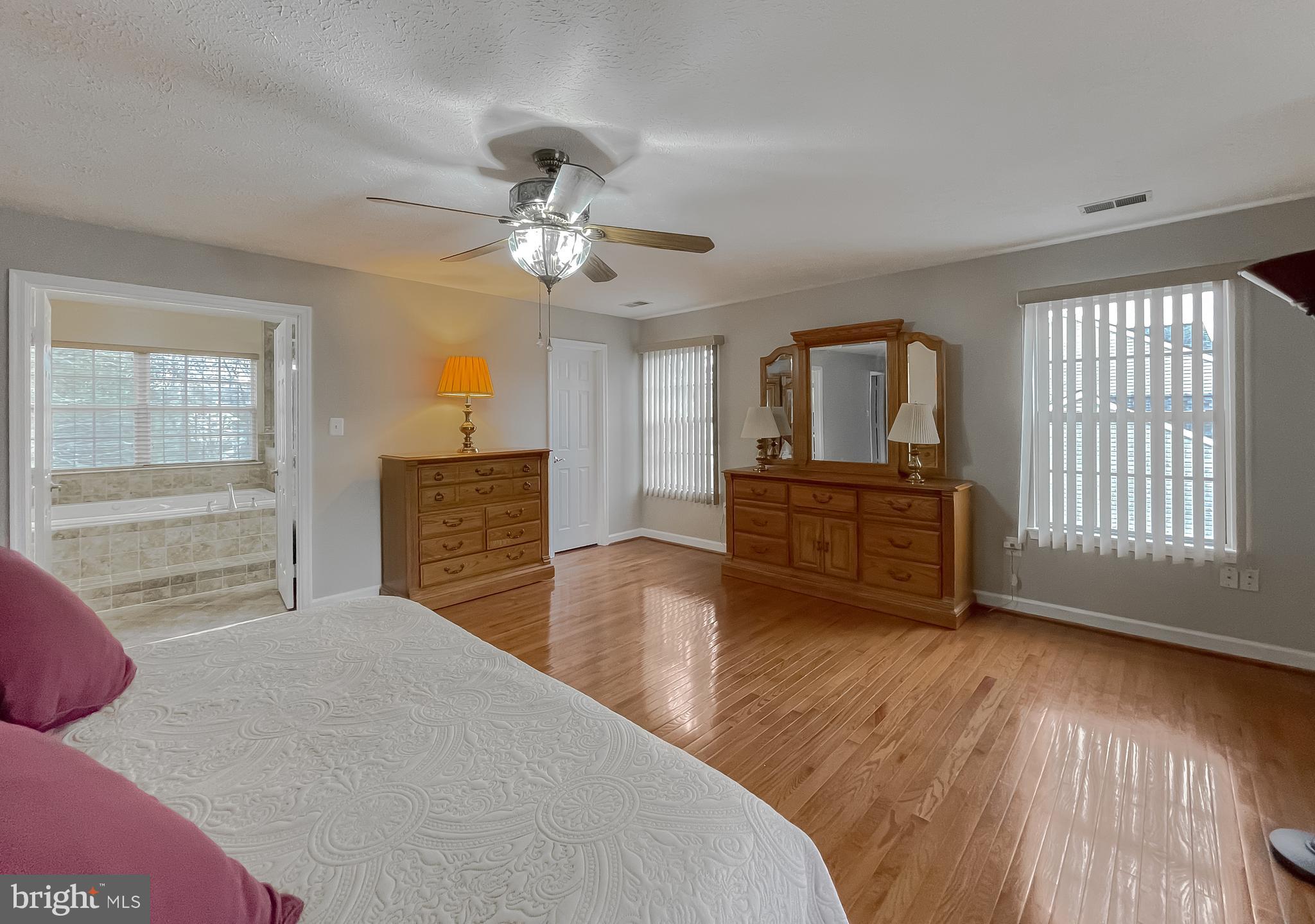 2334 Alava Ct
