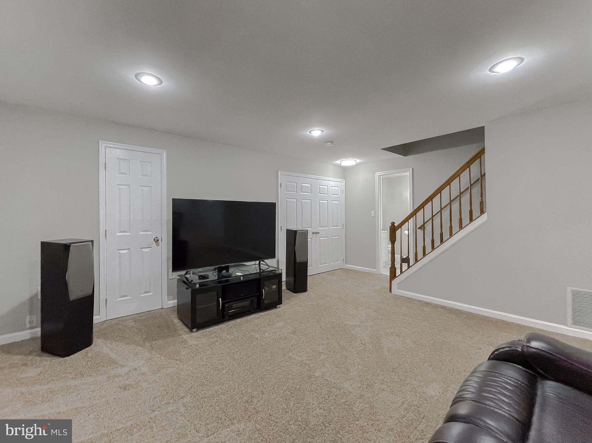 2334 Alava Ct
