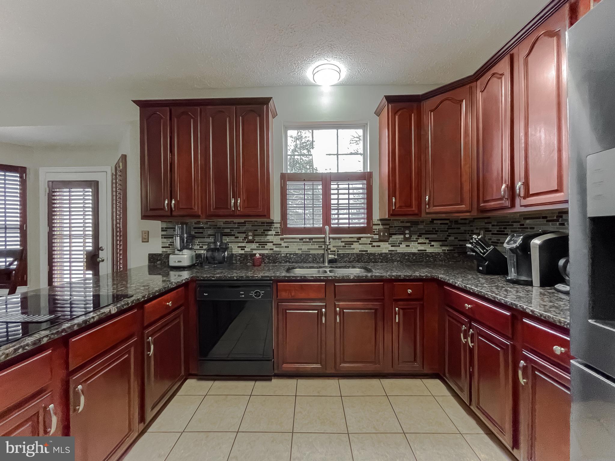 2334 Alava Ct
