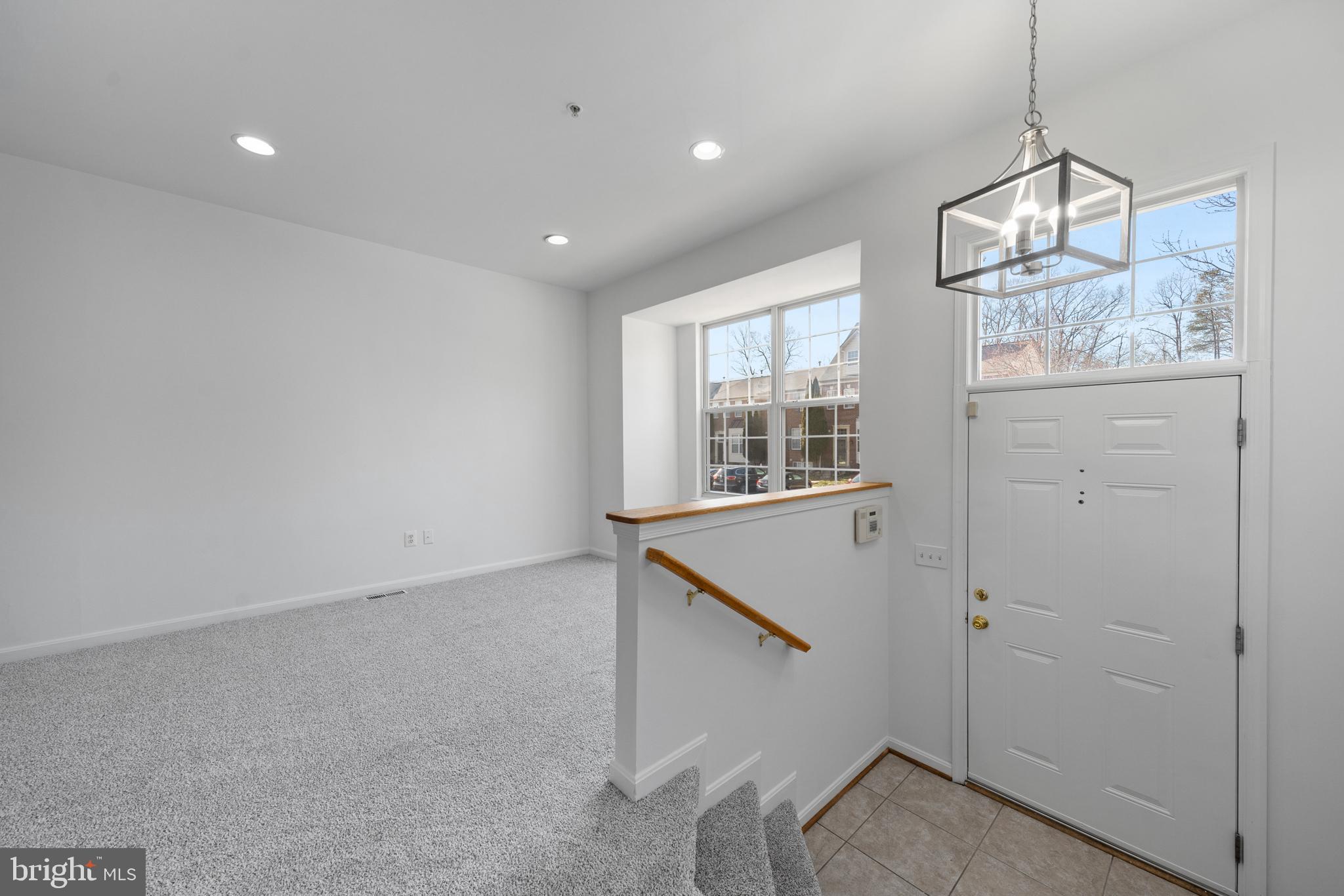 3716 Midlothian Pl