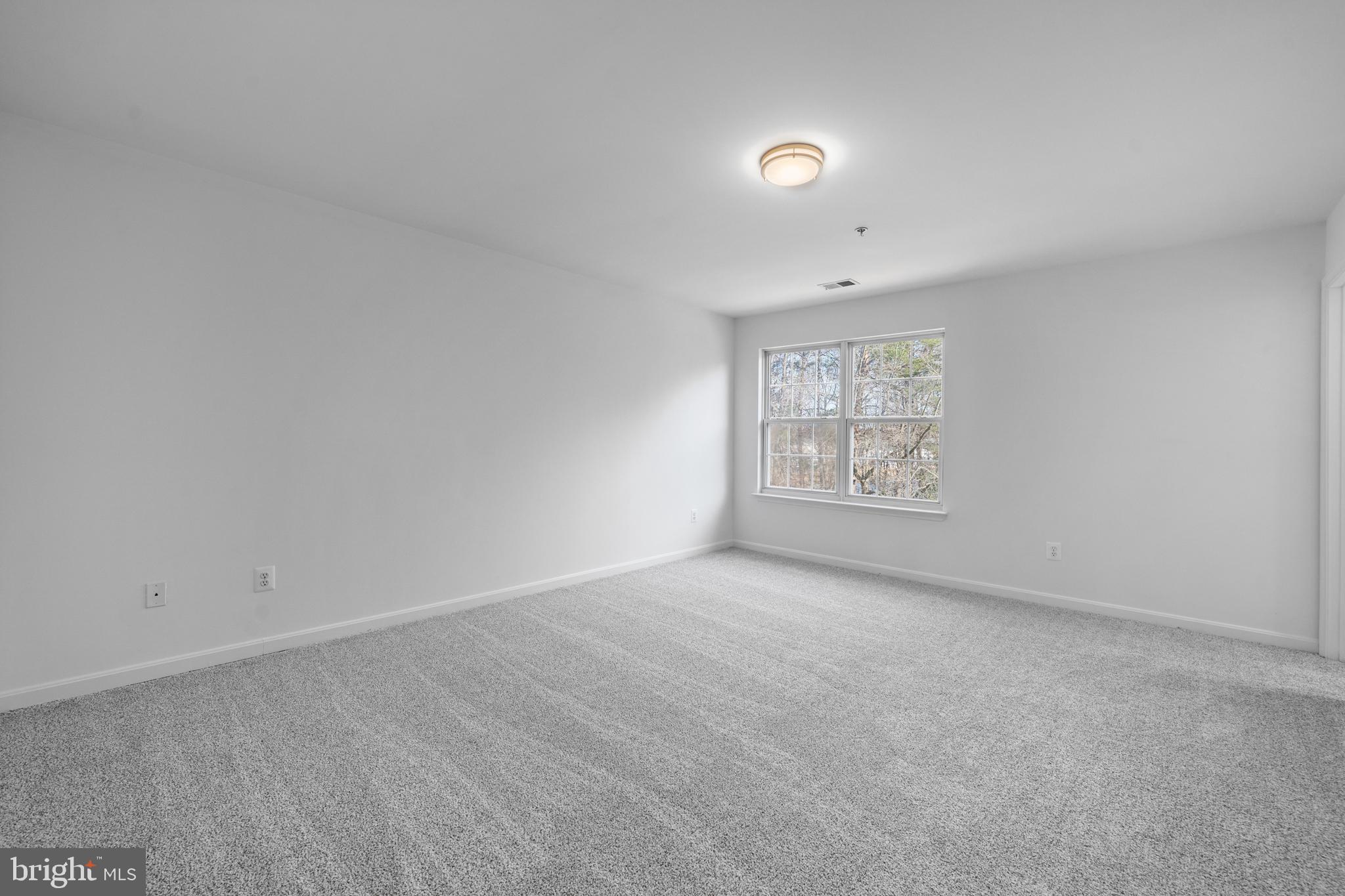 3716 Midlothian Pl