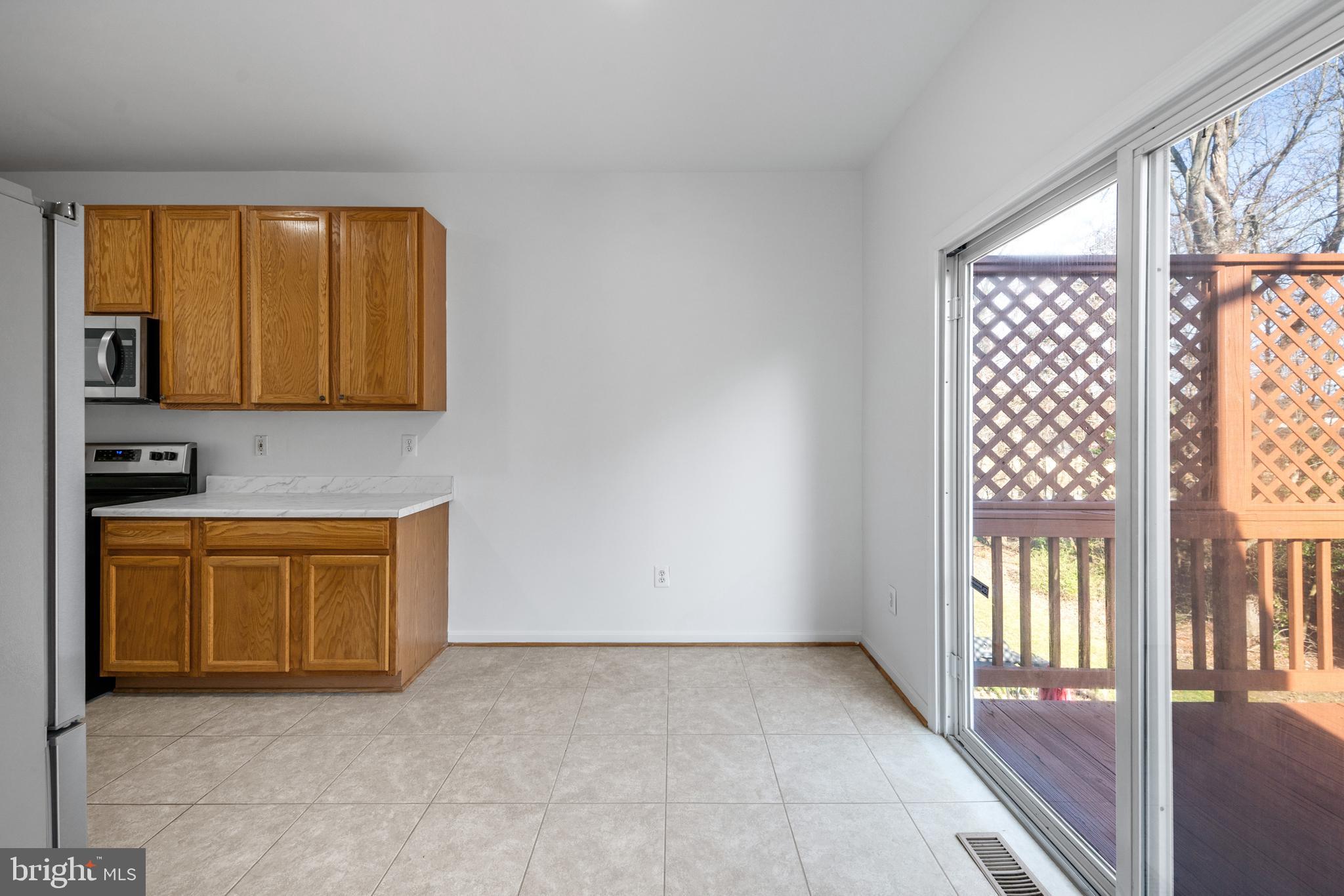 3716 Midlothian Pl