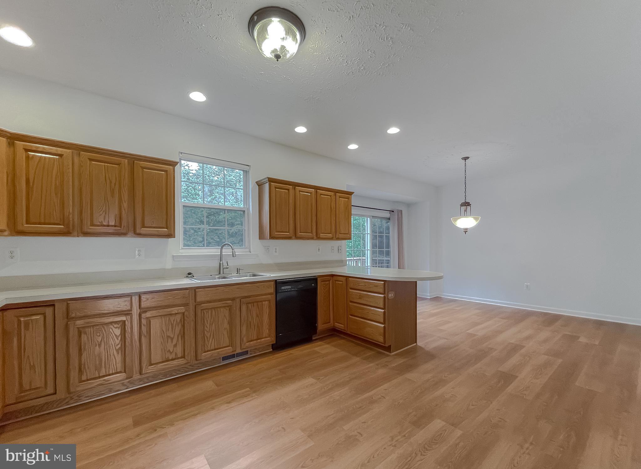 5100 Crisfield Manor Ct