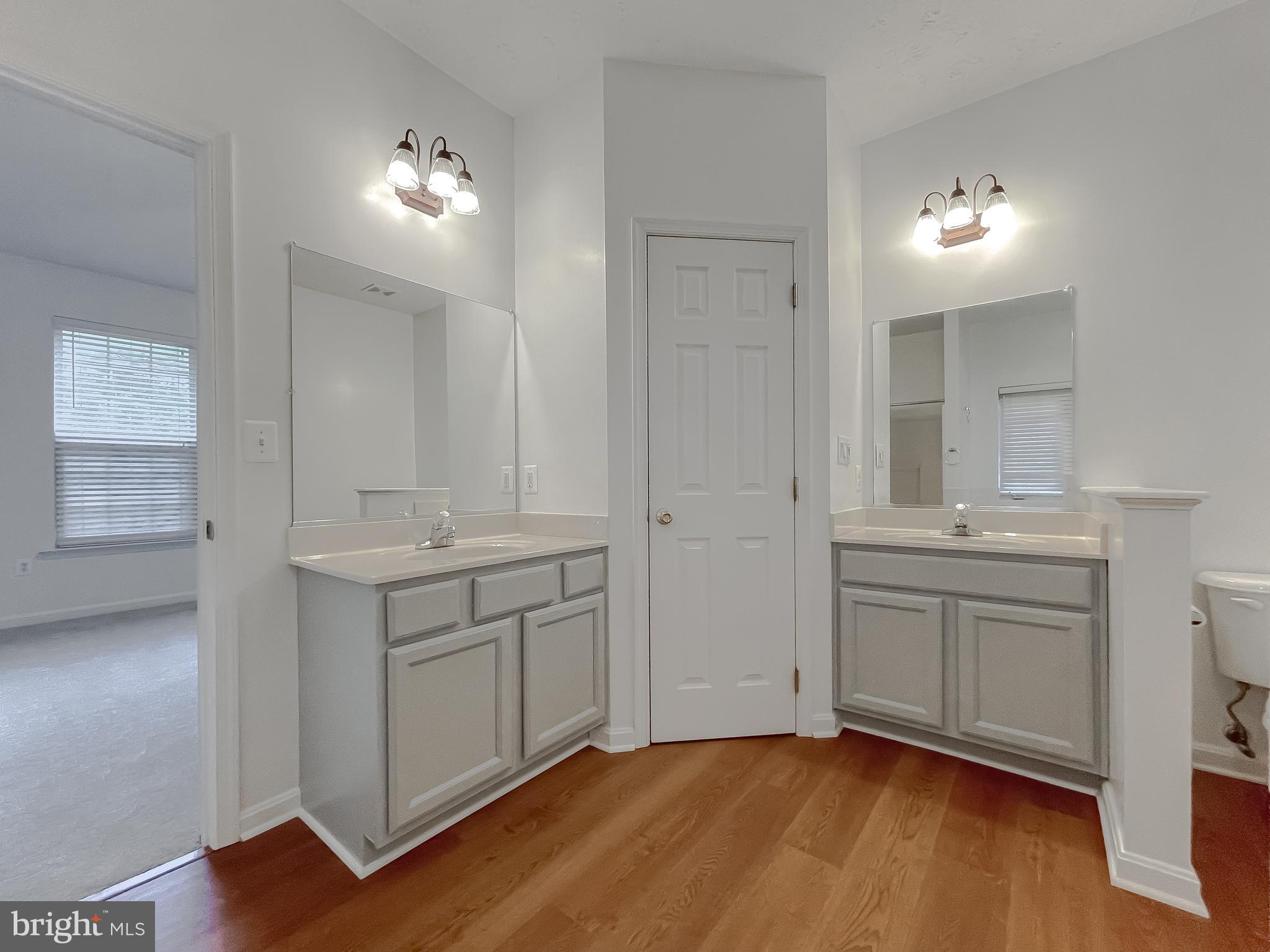 5100 Crisfield Manor Ct