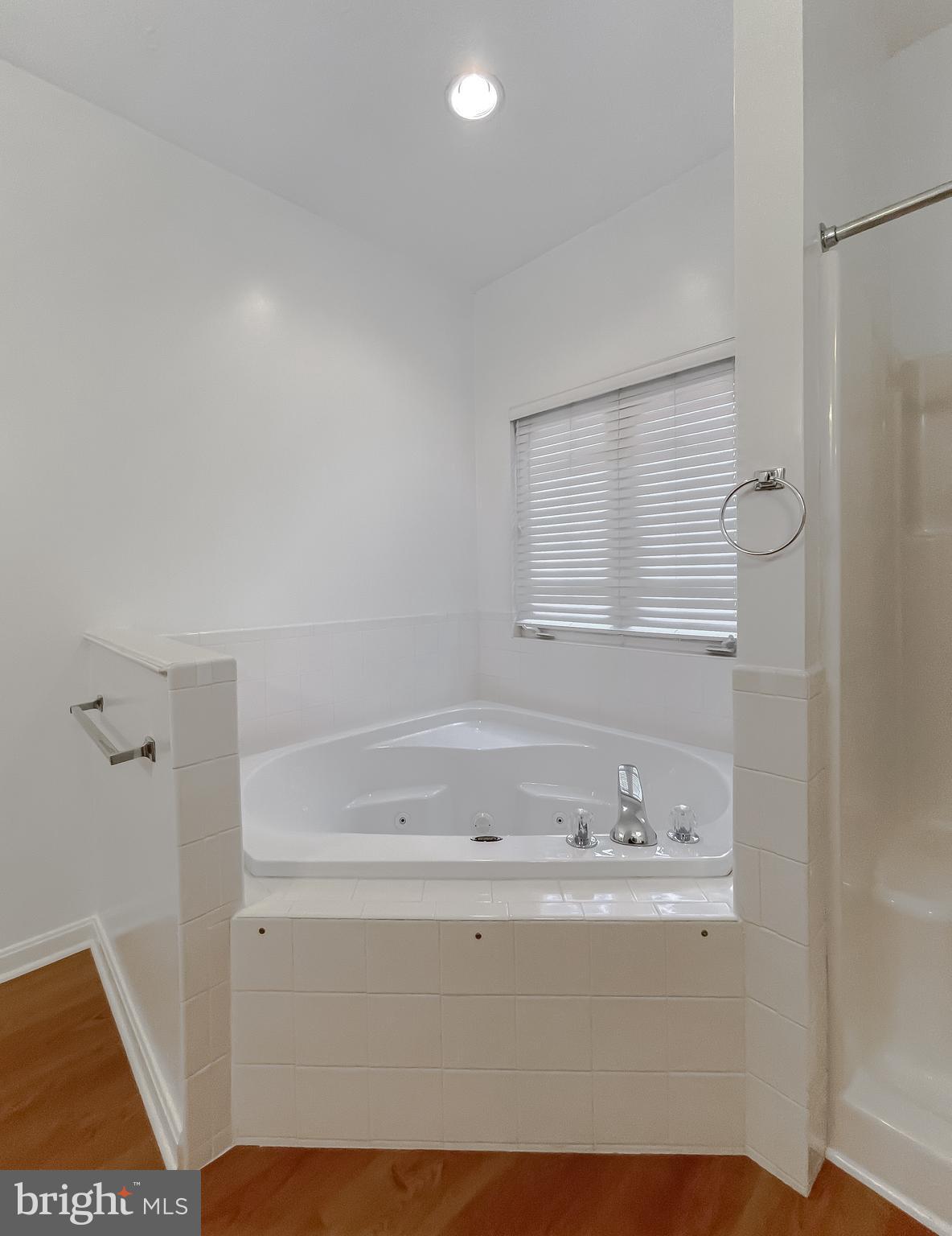 5100 Crisfield Manor Ct