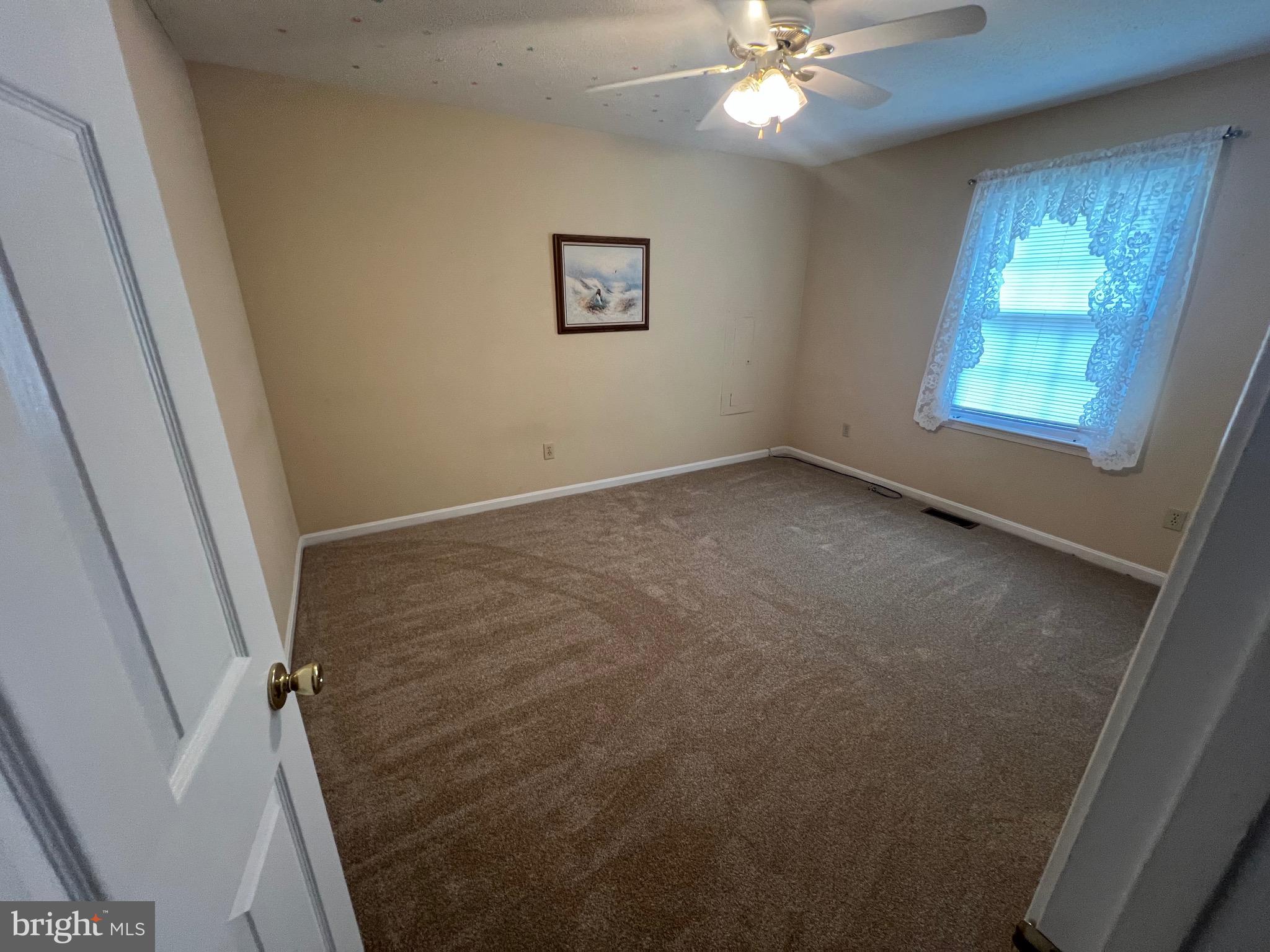 109 MORRIS DR