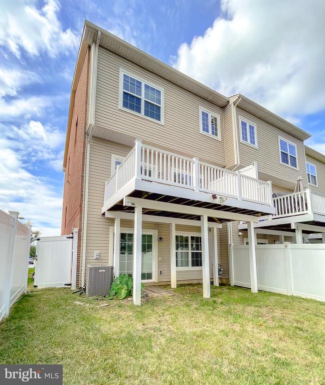 2728 COPPERSMITH PL