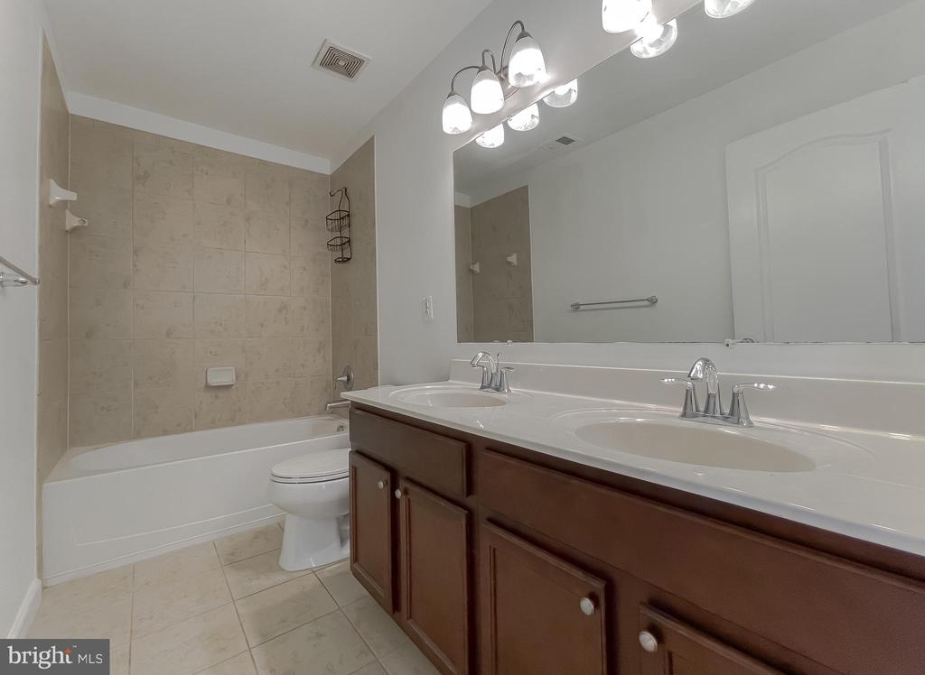 2728 COPPERSMITH PL