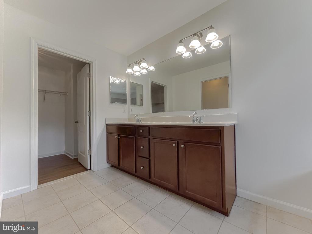 2728 COPPERSMITH PL