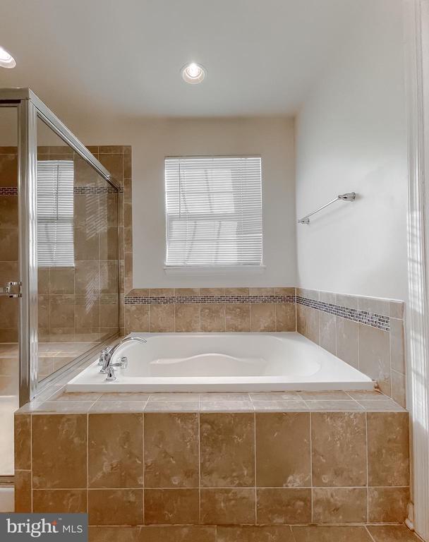 3388 MARYLEA CT