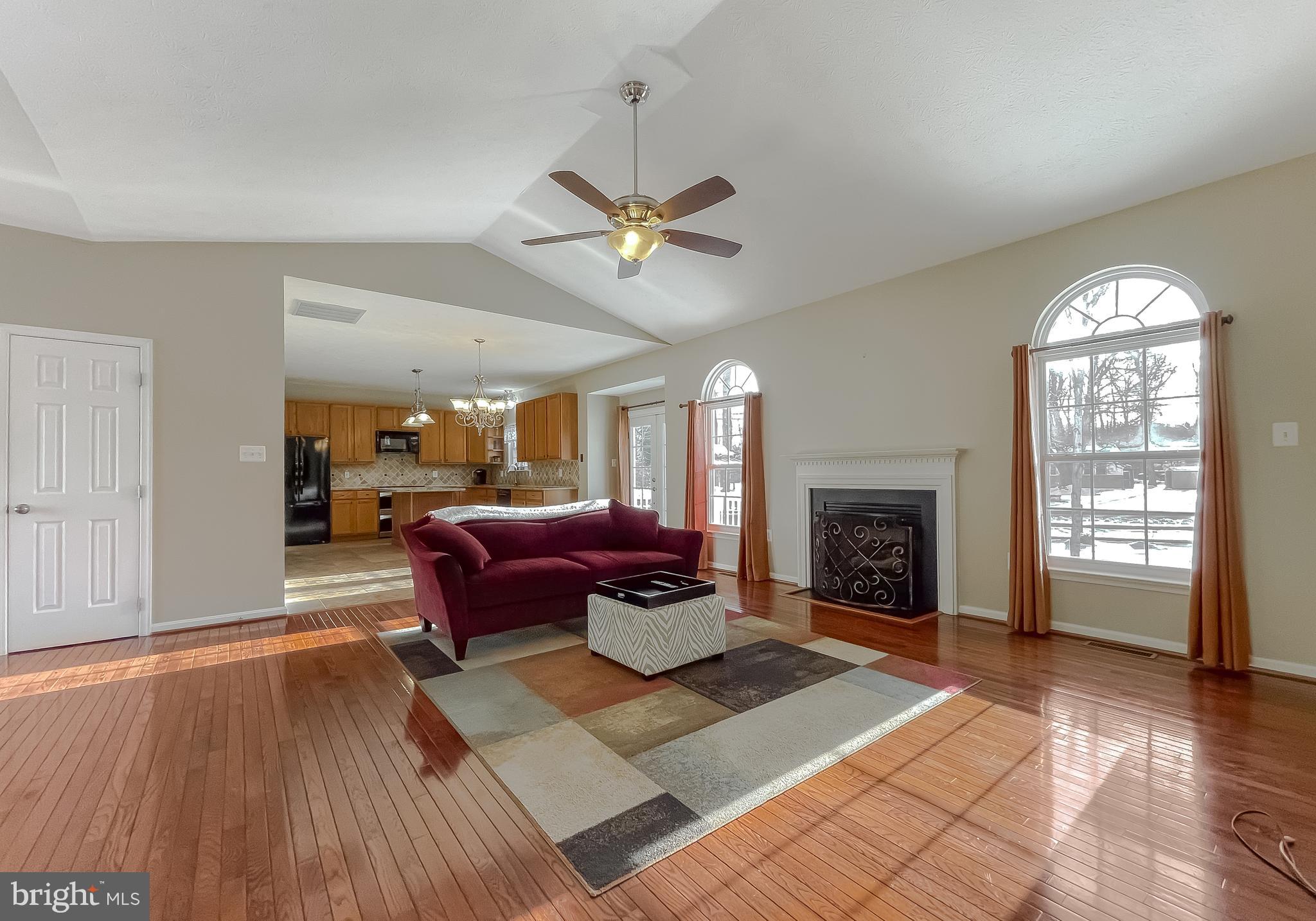 2831 Desert Sun Ct