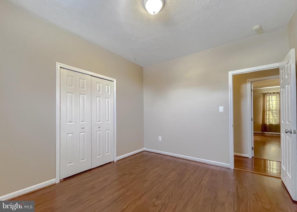 2831 Desert Sun Ct
