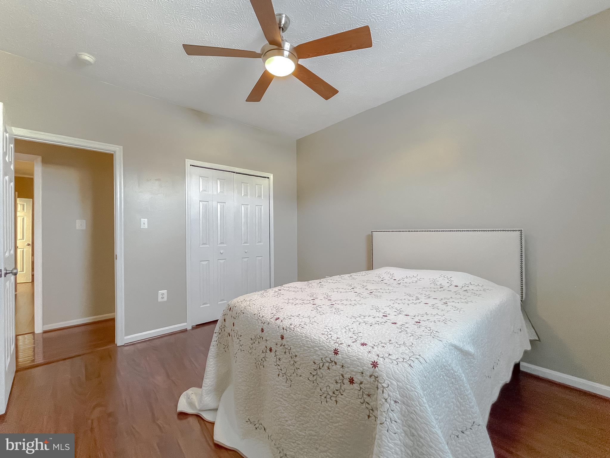 2831 Desert Sun Ct