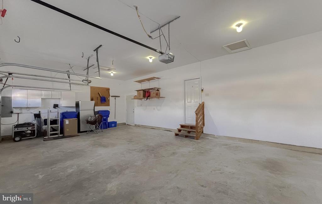 2831 Desert Sun Ct